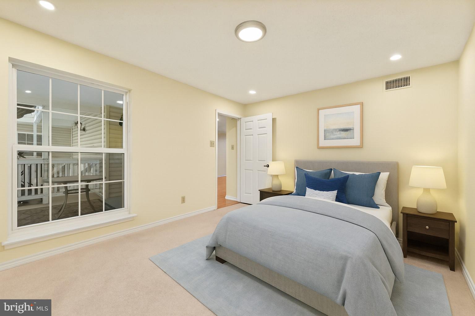 FOUNTAINS AT MCLEAN - Residential