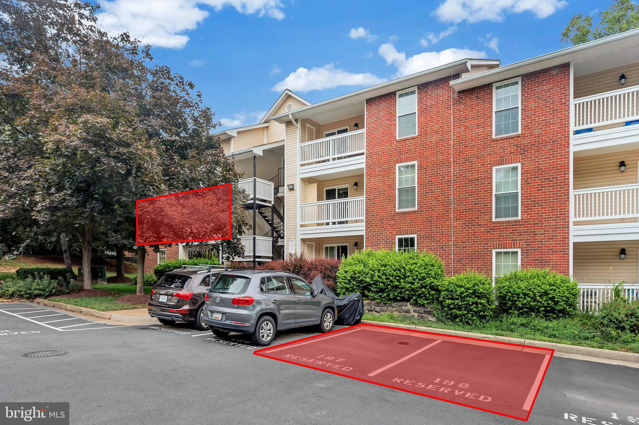 FOUNTAINS AT MCLEAN - Residential