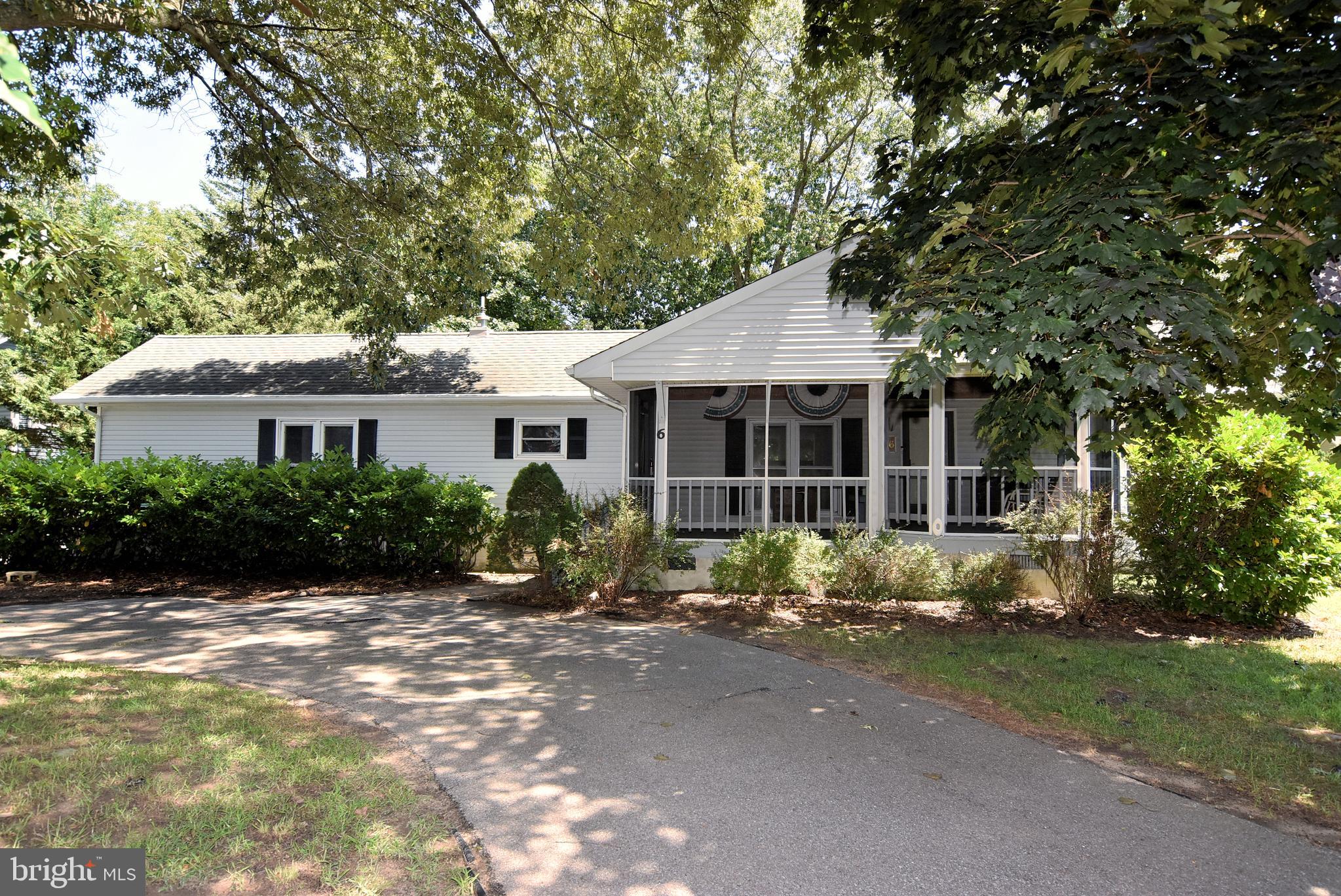 6 BREAKWATER DRIVE
