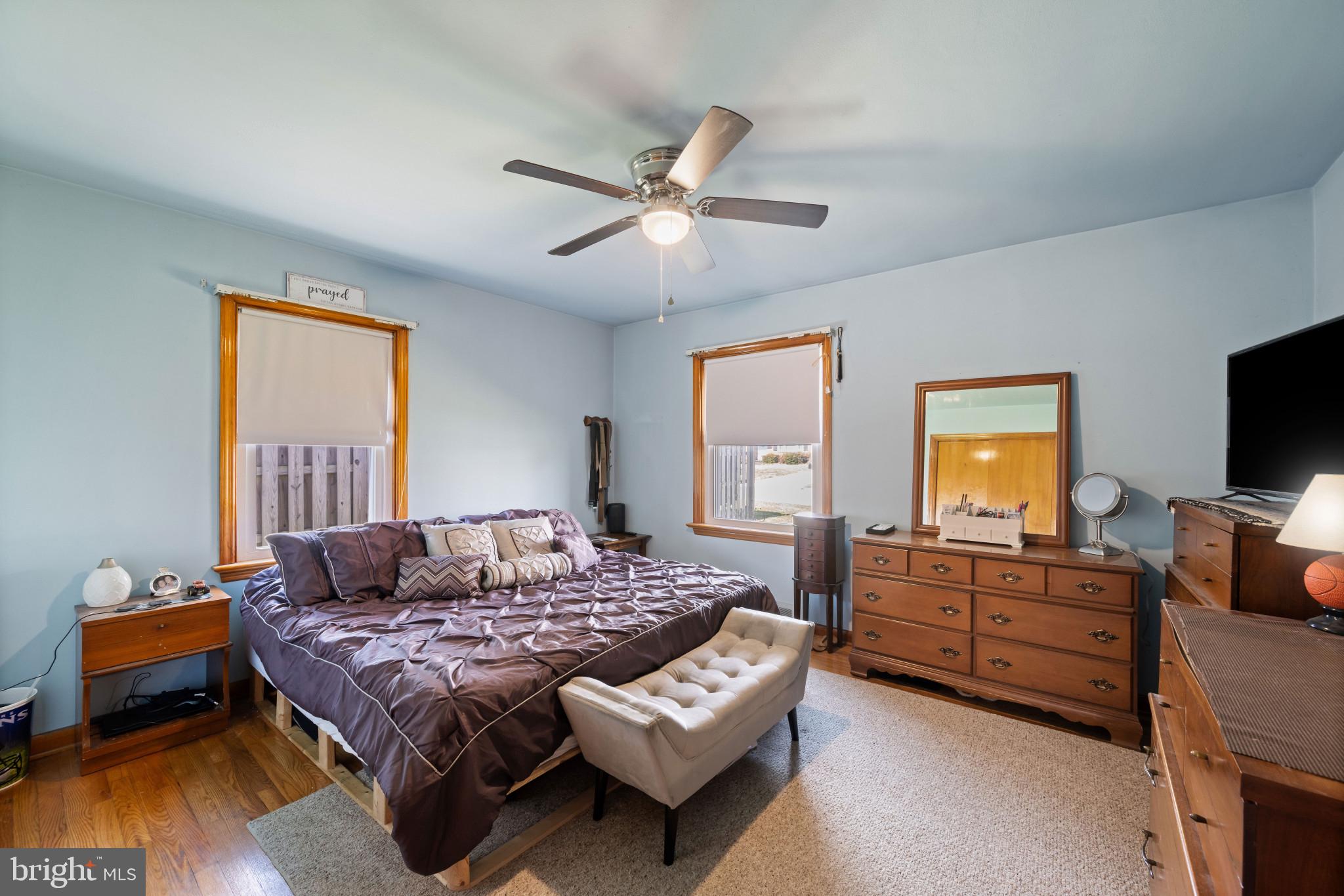 HAMPSTEAD - Residential