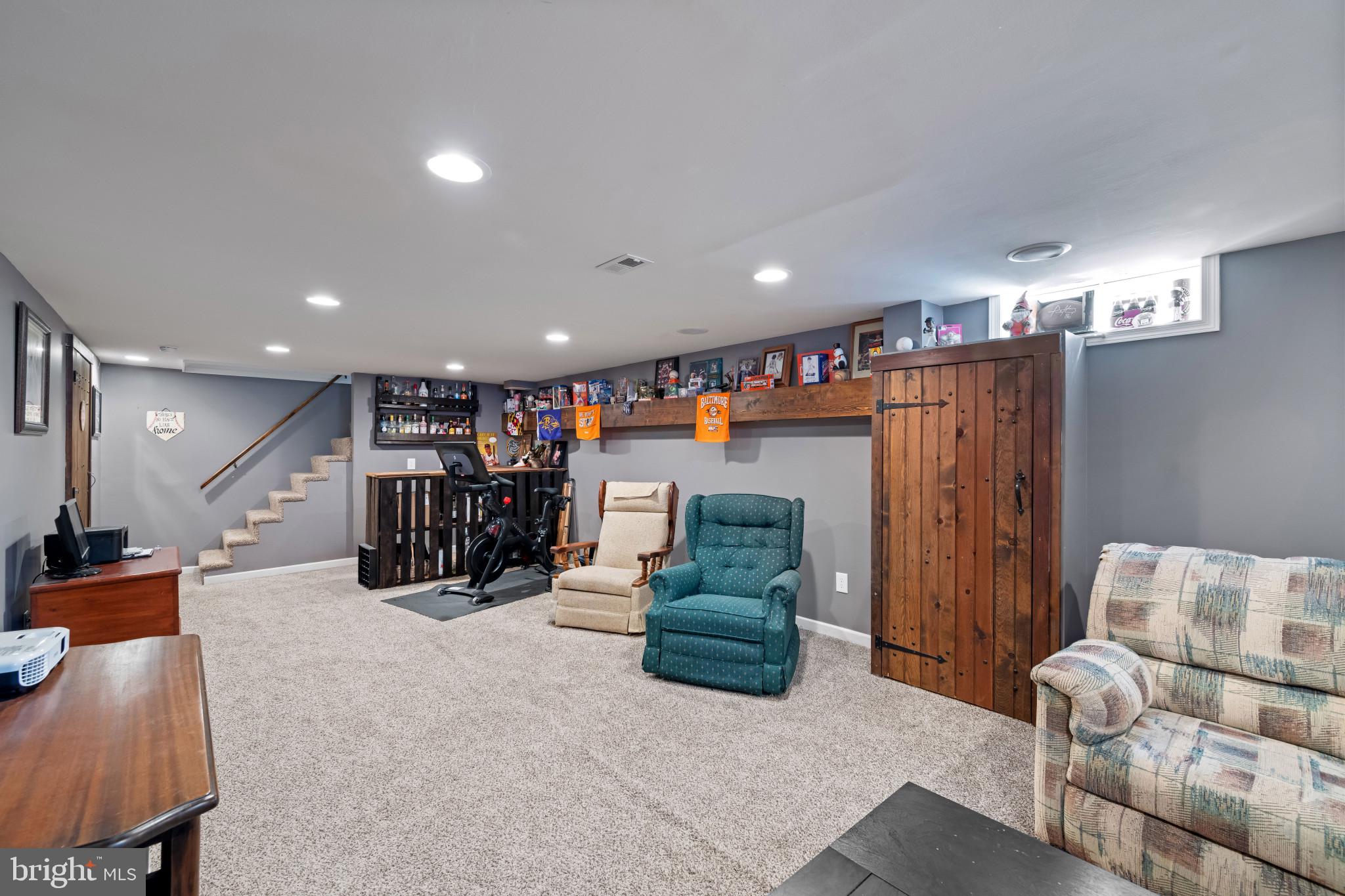 HAMPSTEAD - Residential