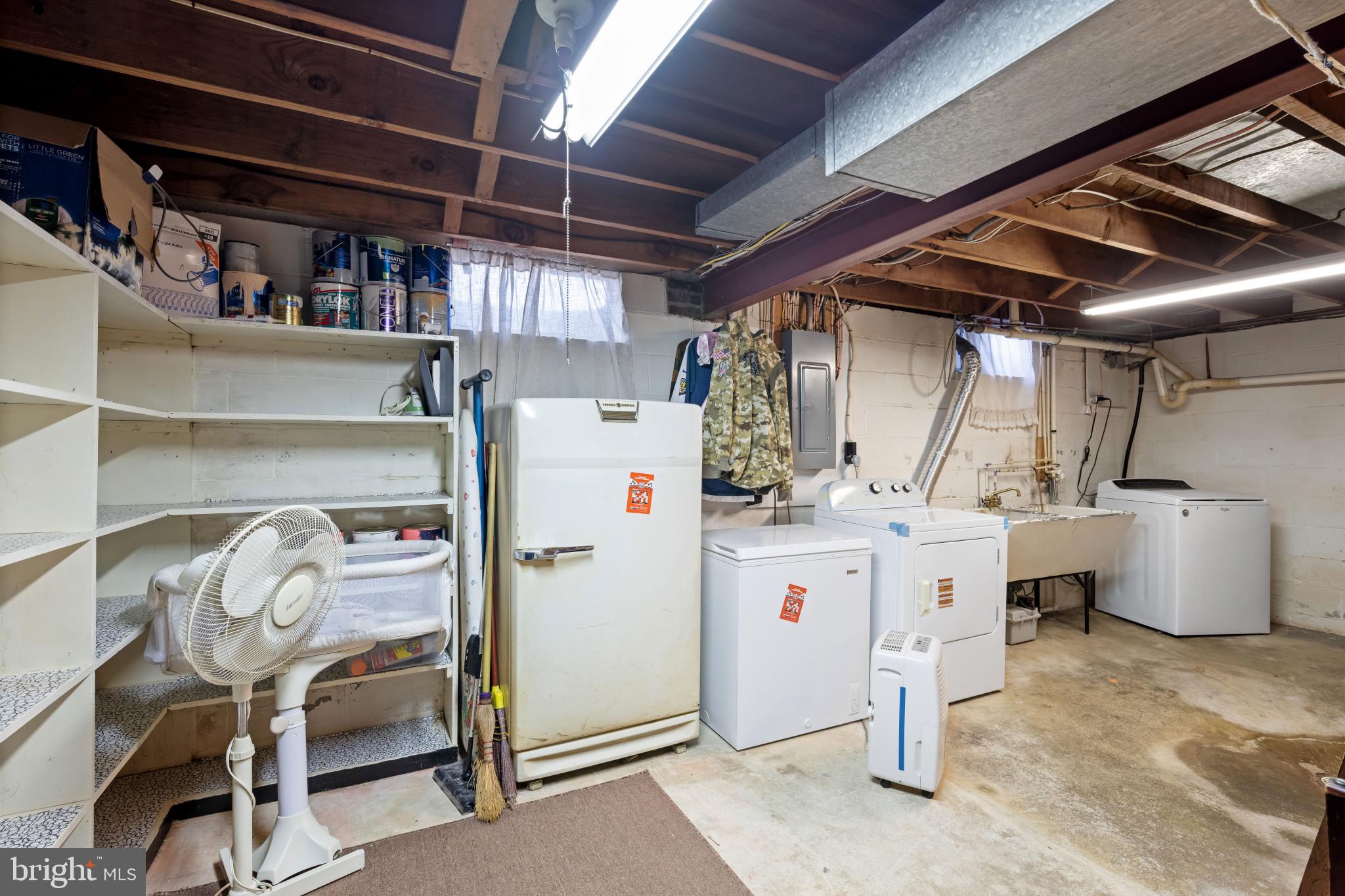 HAMPSTEAD - Residential