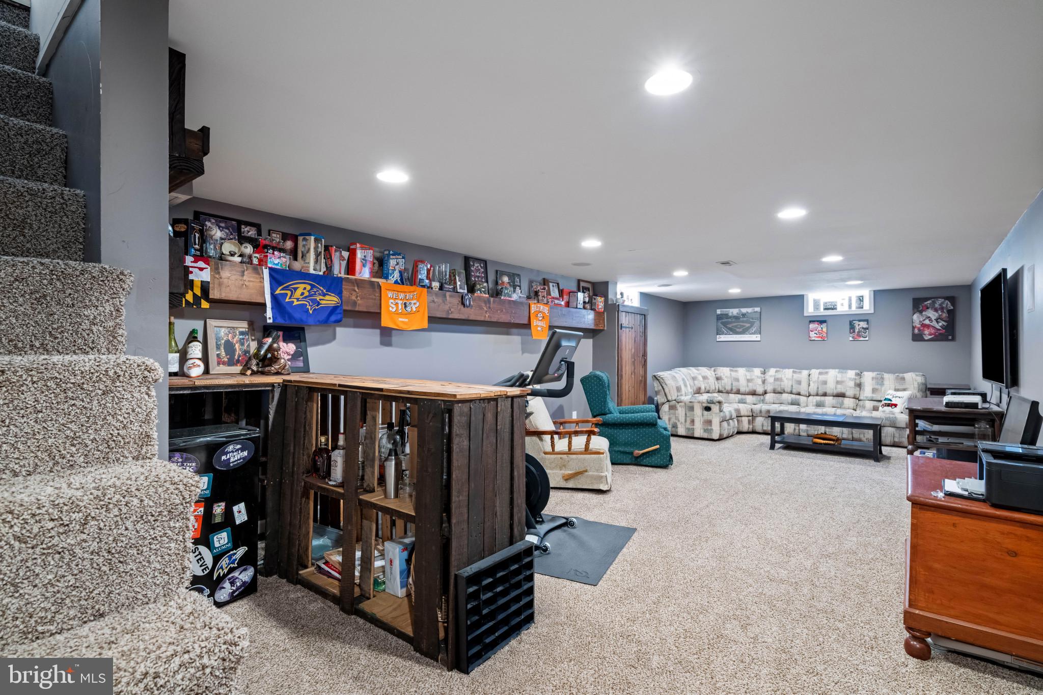 HAMPSTEAD - Residential