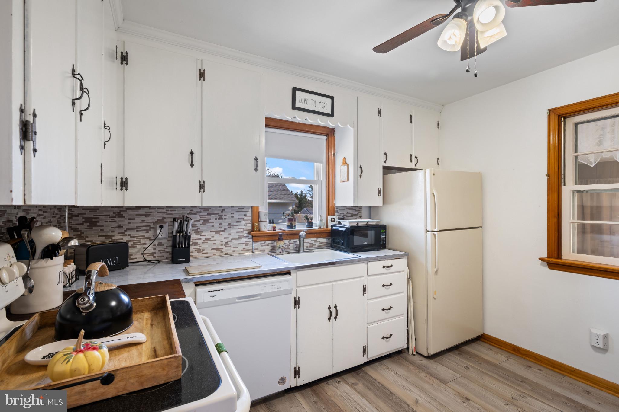 HAMPSTEAD - Residential