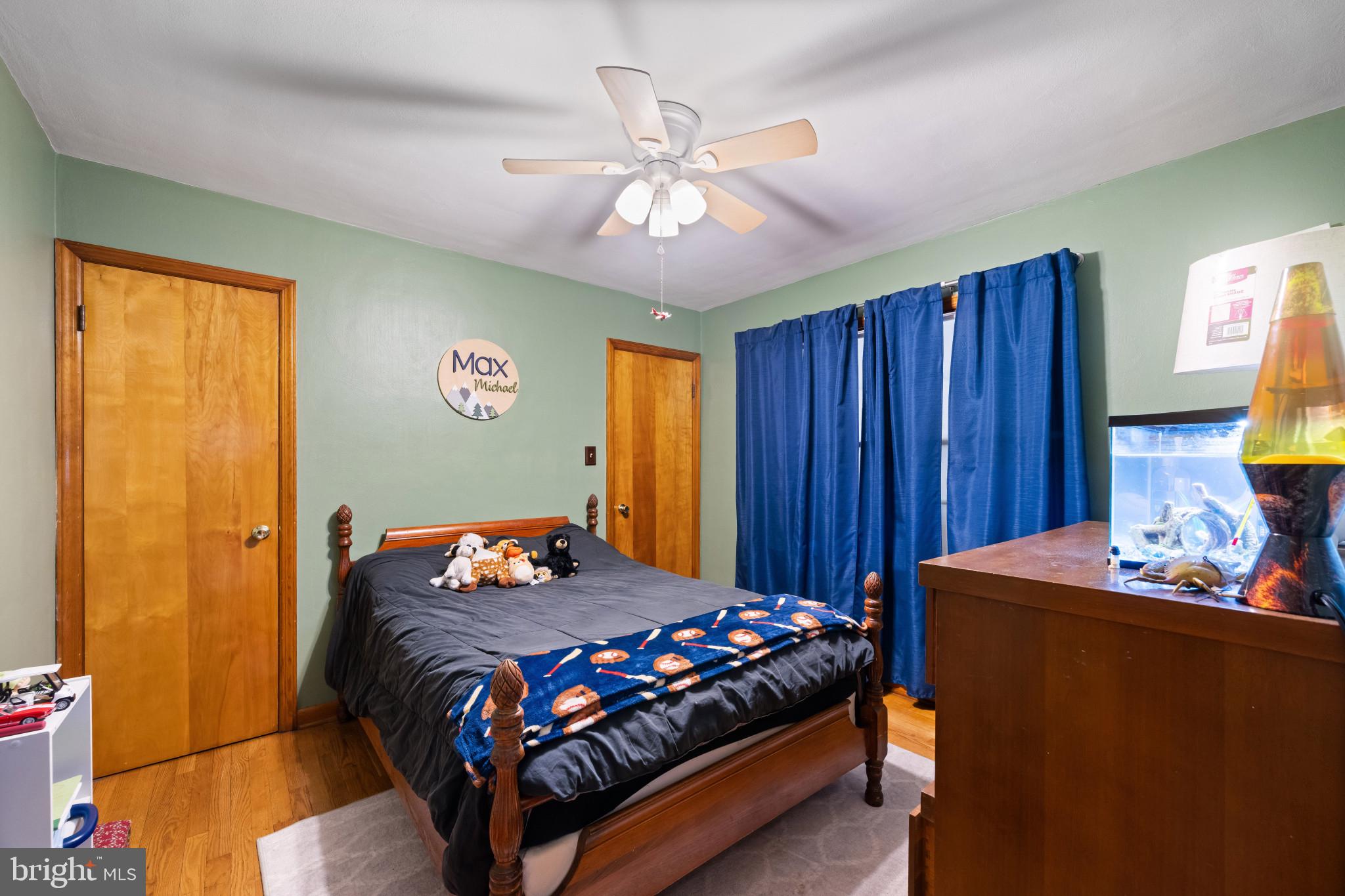 HAMPSTEAD - Residential