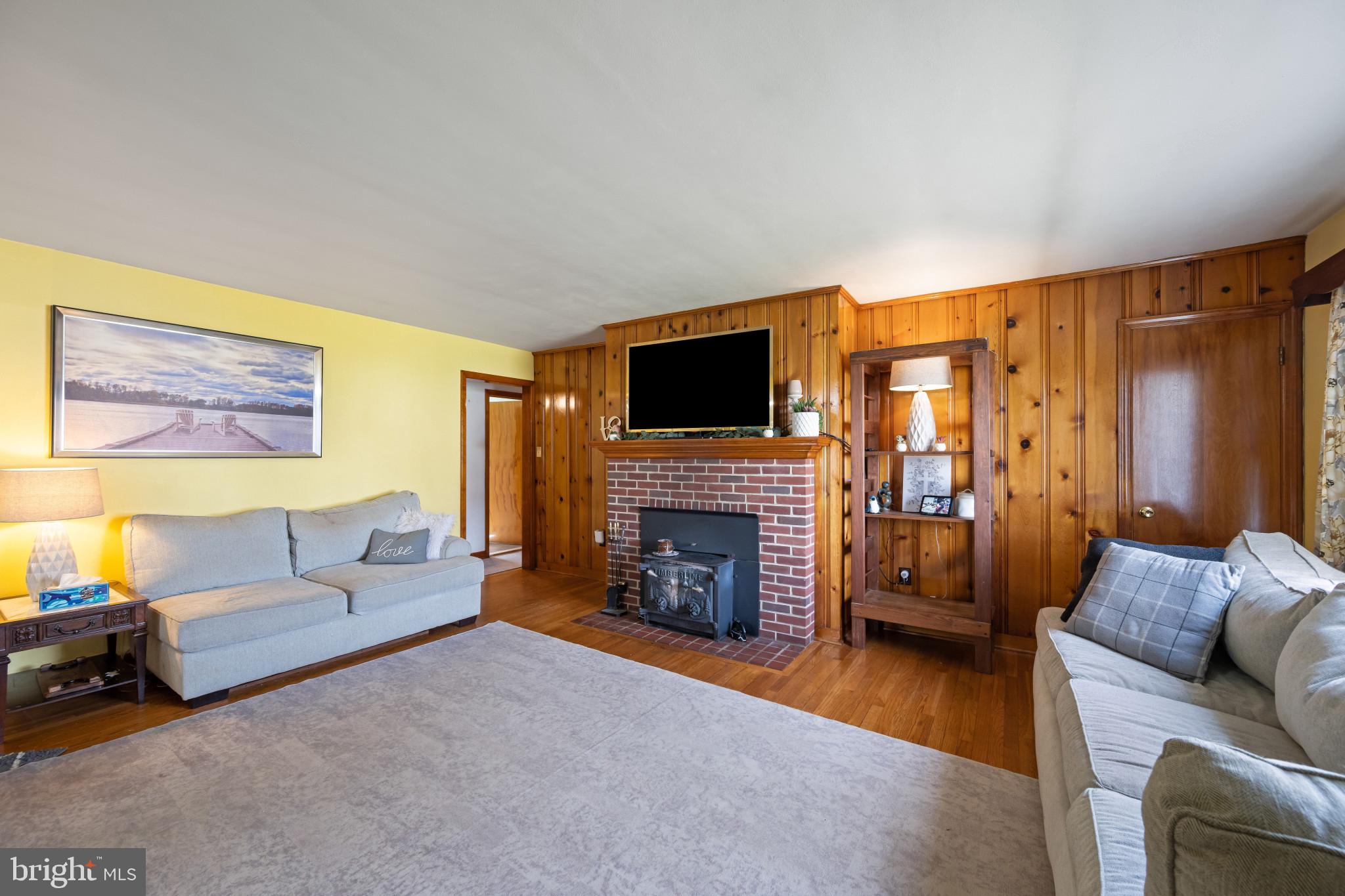 HAMPSTEAD - Residential