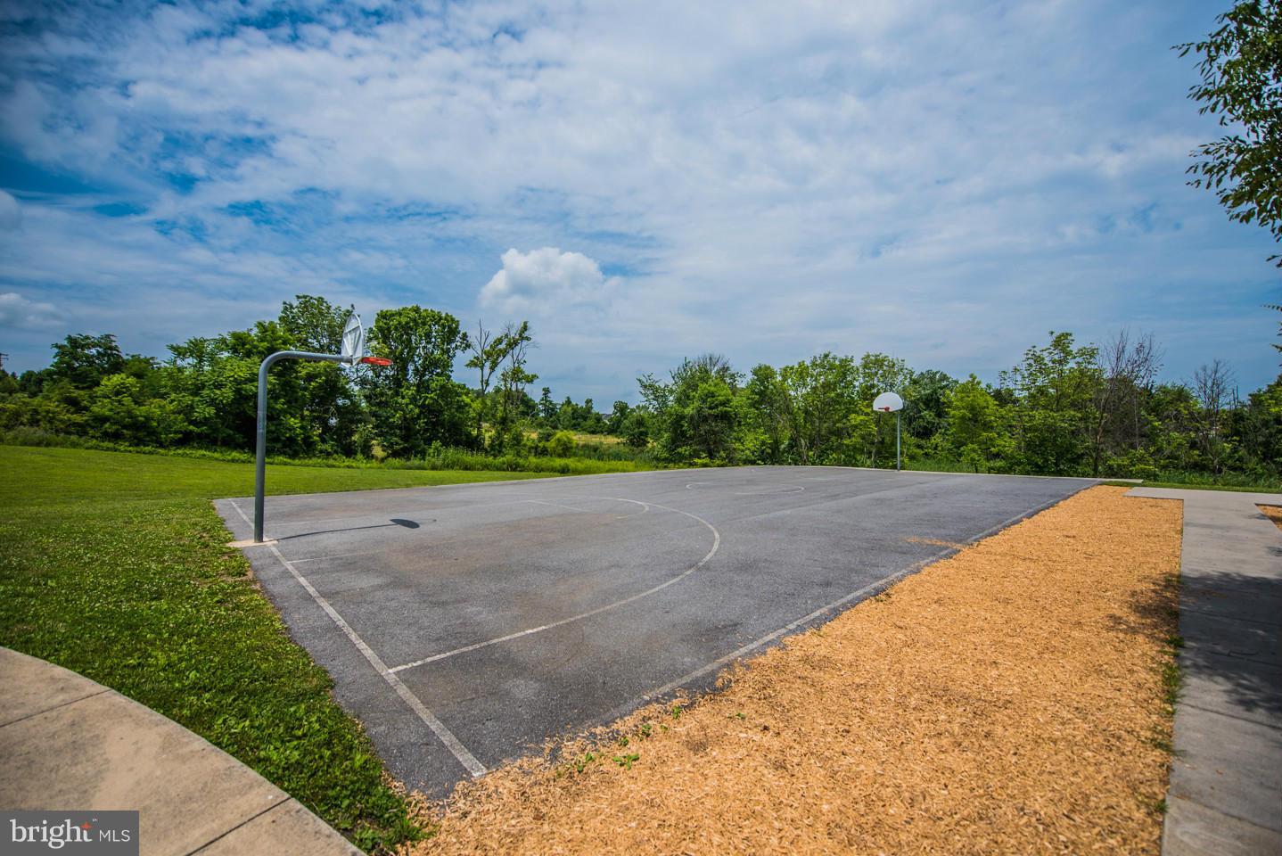 HAMMONDS MILL - Residential