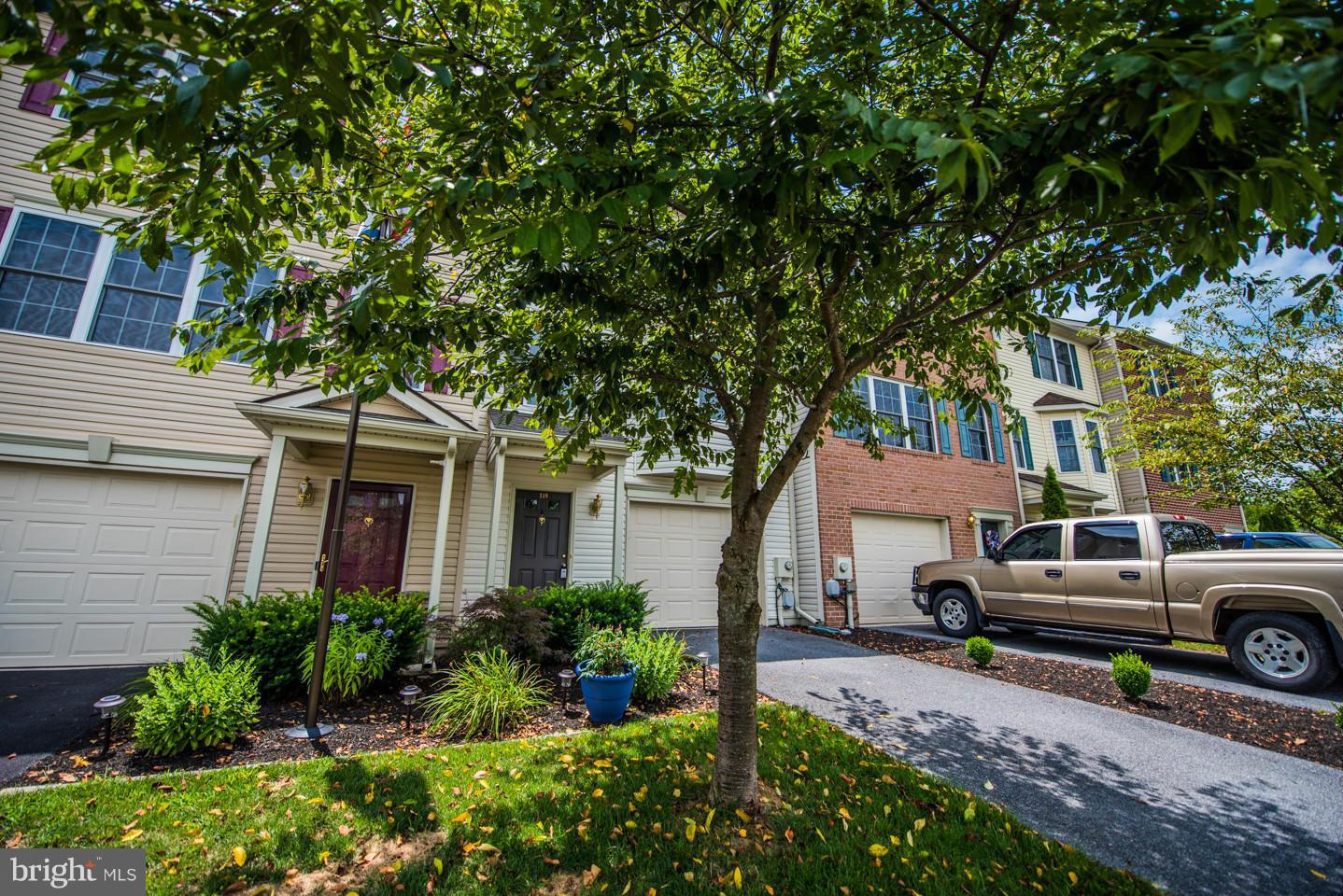 HAMMONDS MILL - Residential