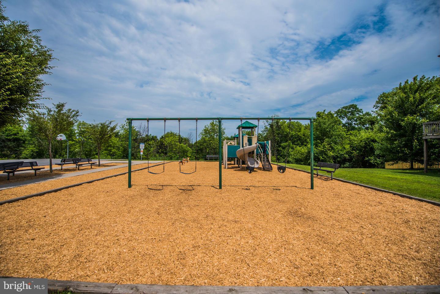 HAMMONDS MILL - Residential