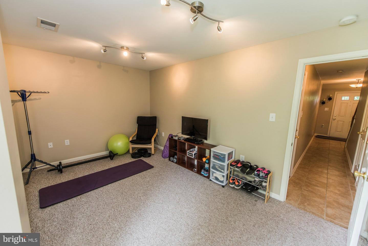 HAMMONDS MILL - Residential