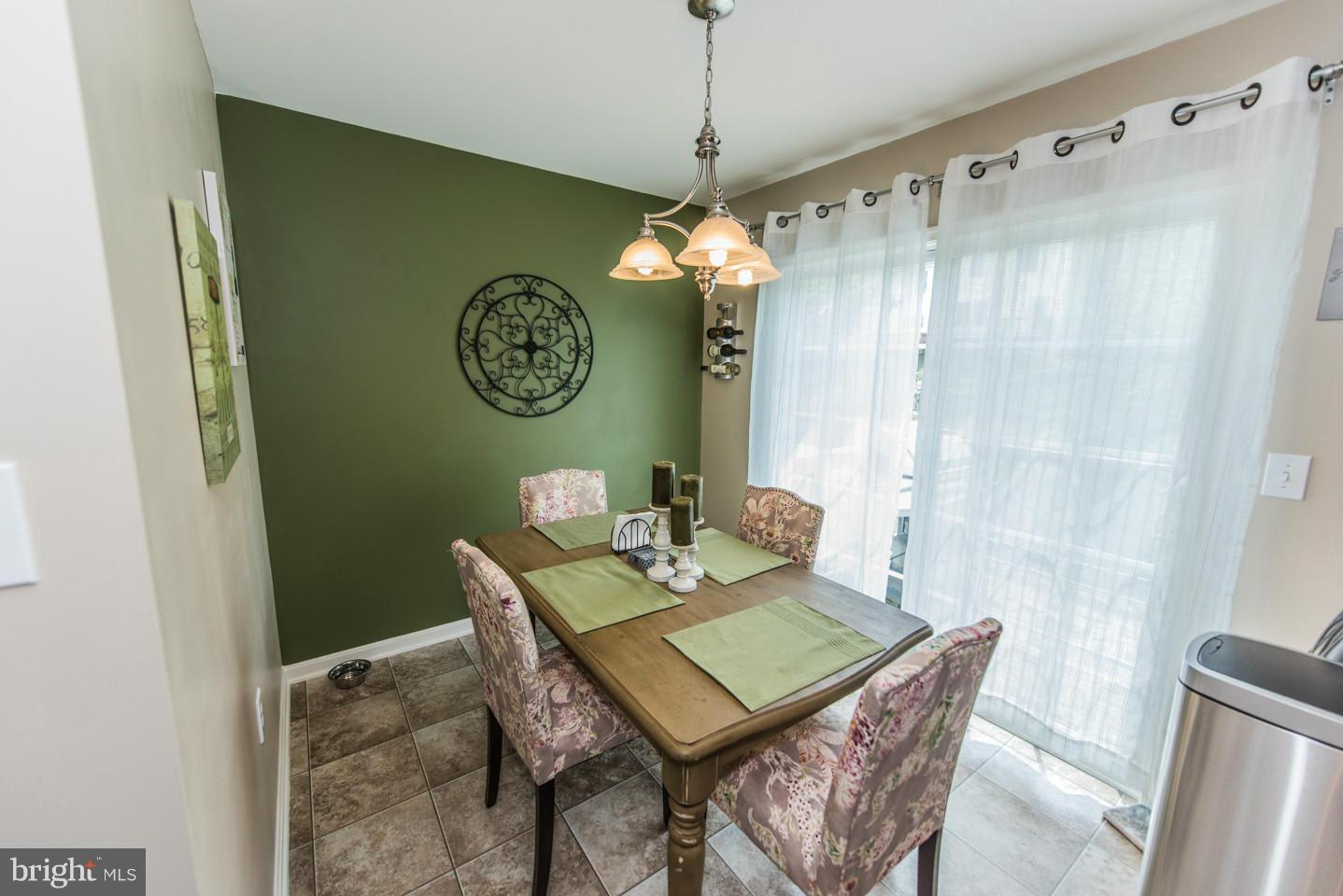 HAMMONDS MILL - Residential