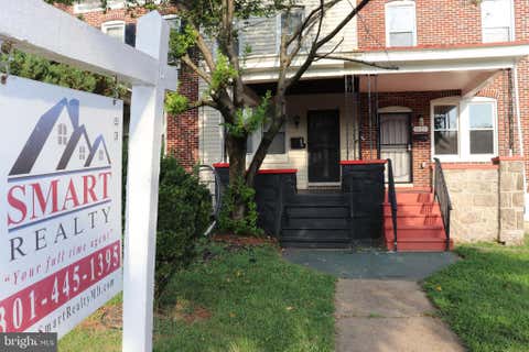 Townhouse For Sale - 3625 Oakmont Avenue<br/> BALTIMORE, MD 21215