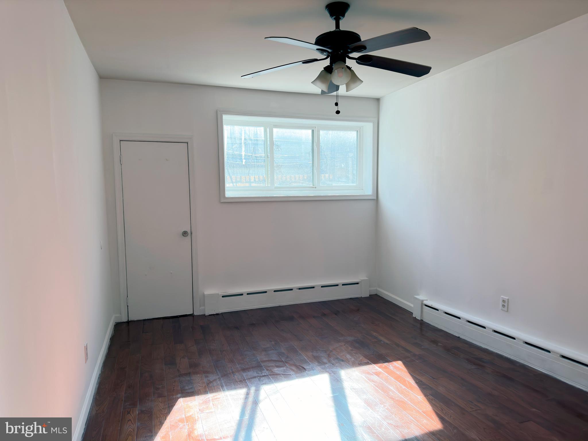 LOWER MOYAMENSING - Residential Income