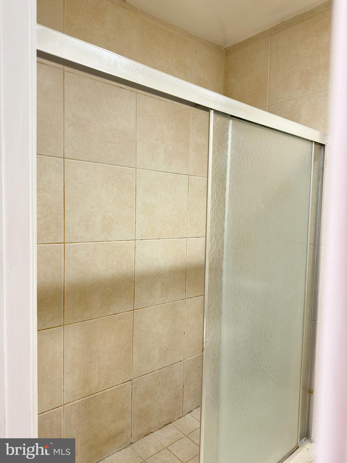 LOWER MOYAMENSING - Residential Income