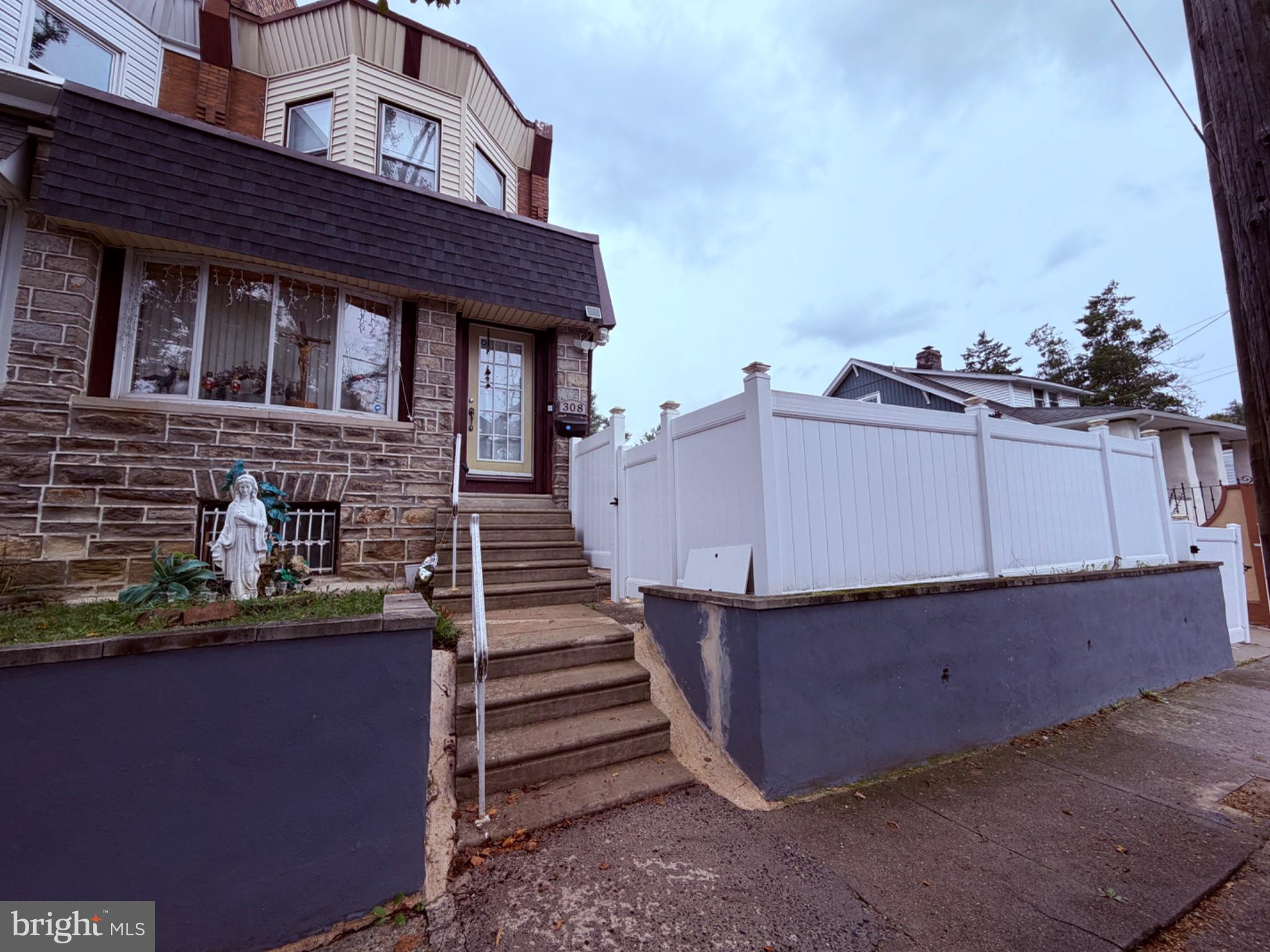 308 PRINCETON AVENUE