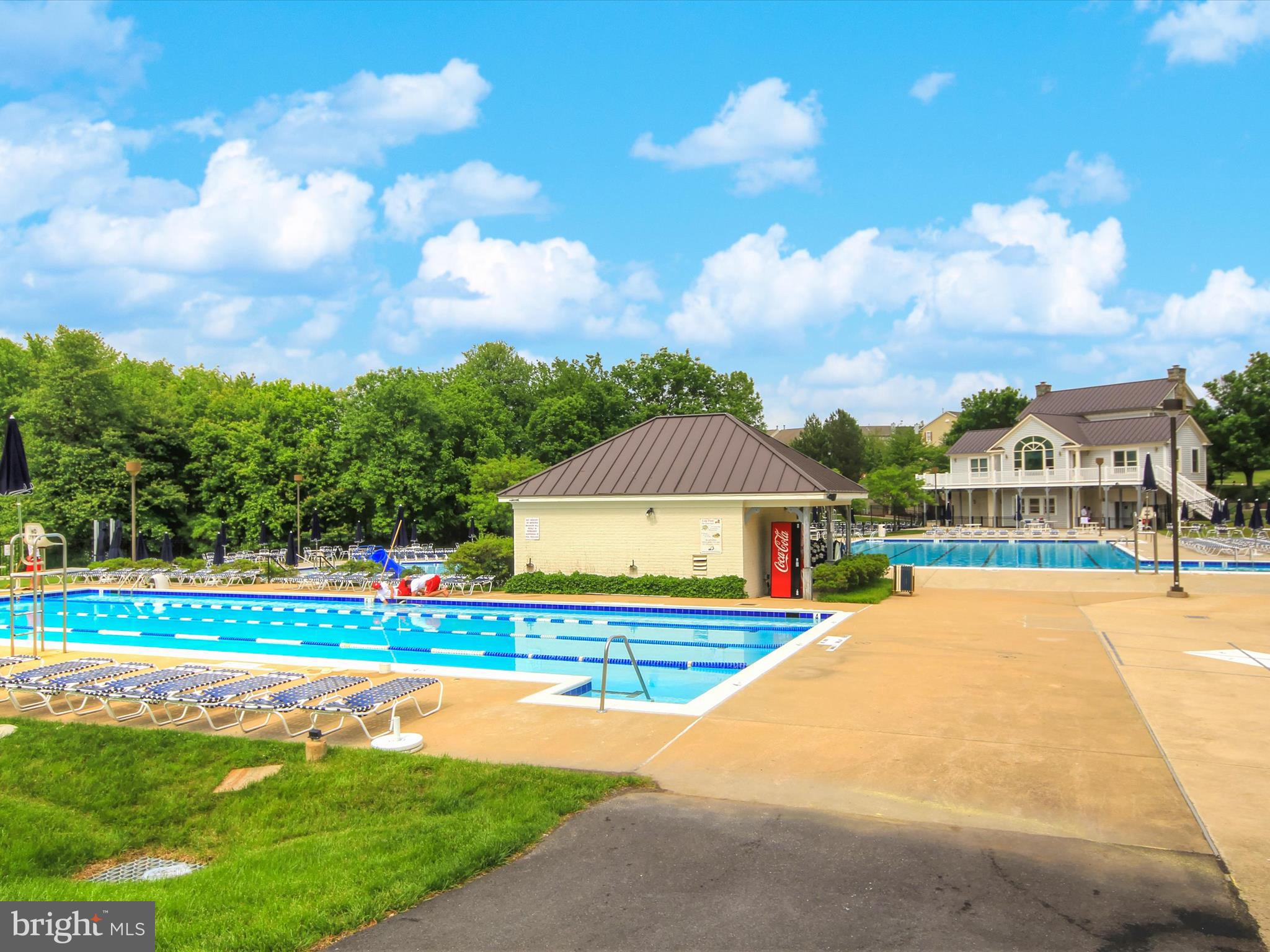 SPRING RIDGE - Residential