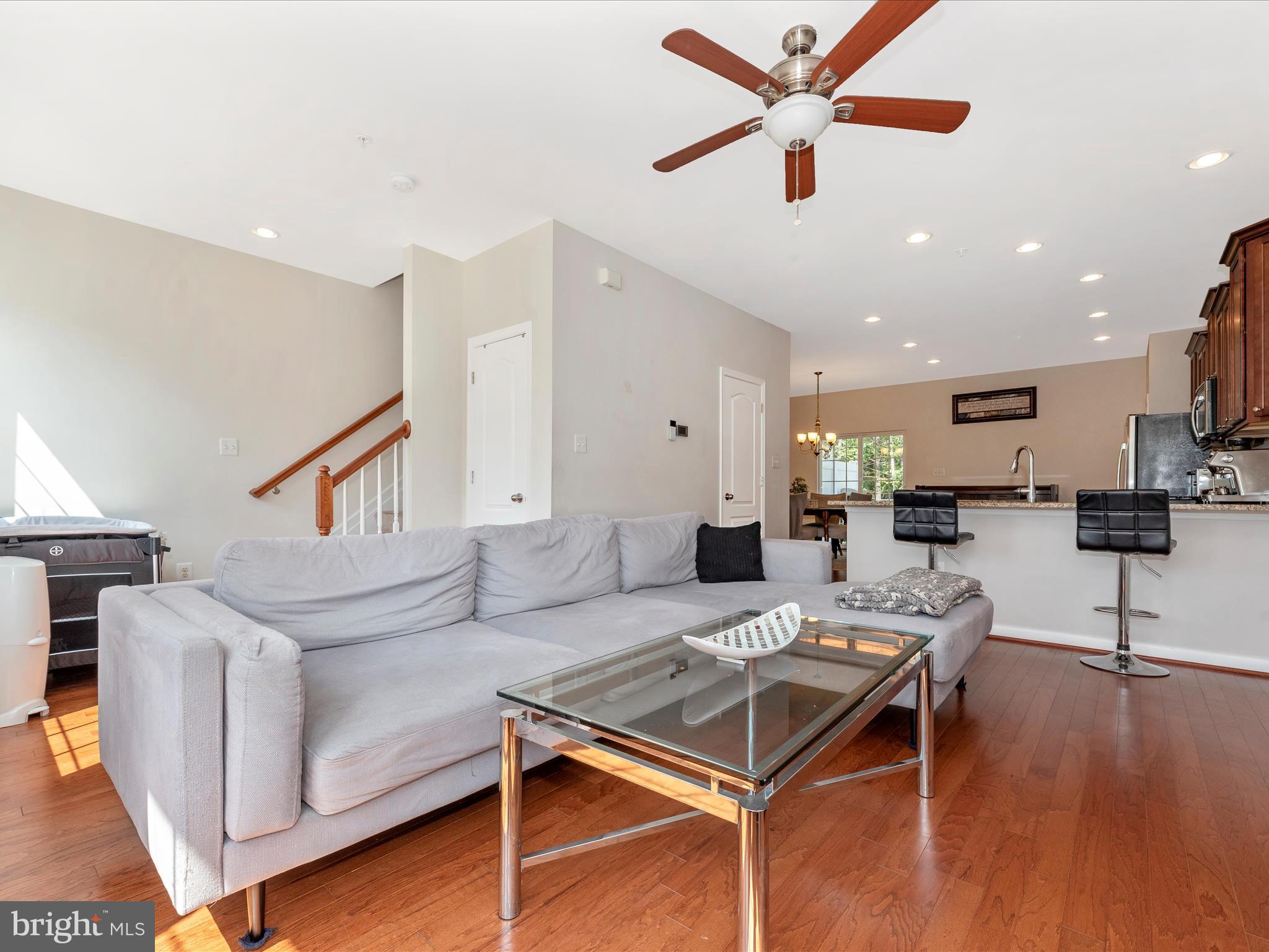 SPRING RIDGE - Residential