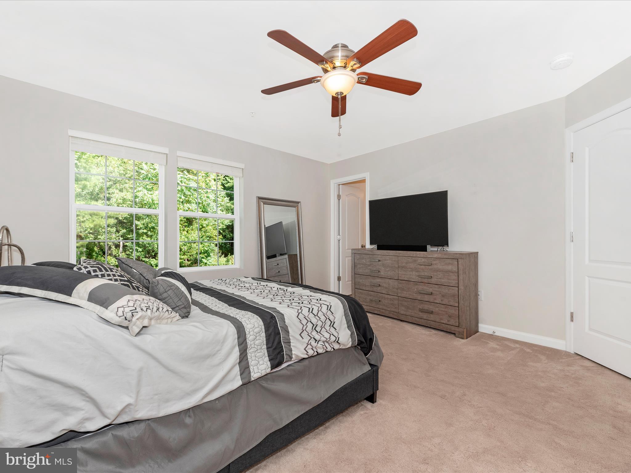 SPRING RIDGE - Residential