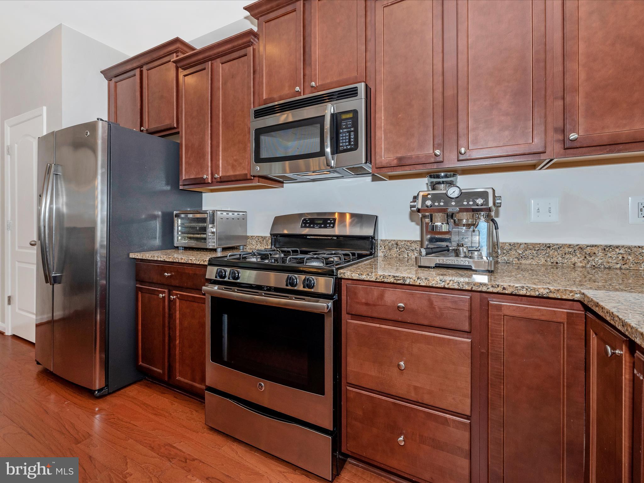 SPRING RIDGE - Residential