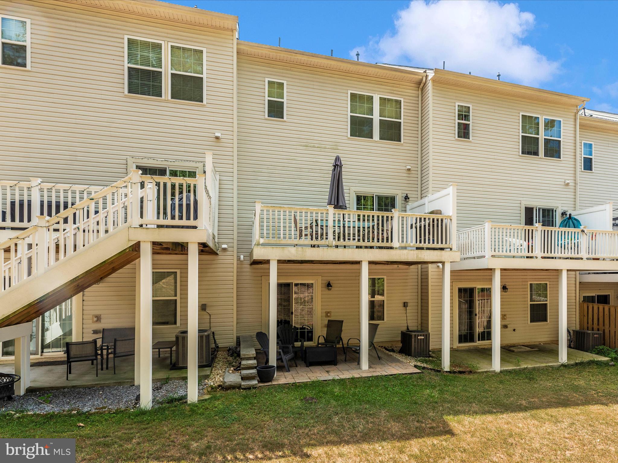 SPRING RIDGE - Residential