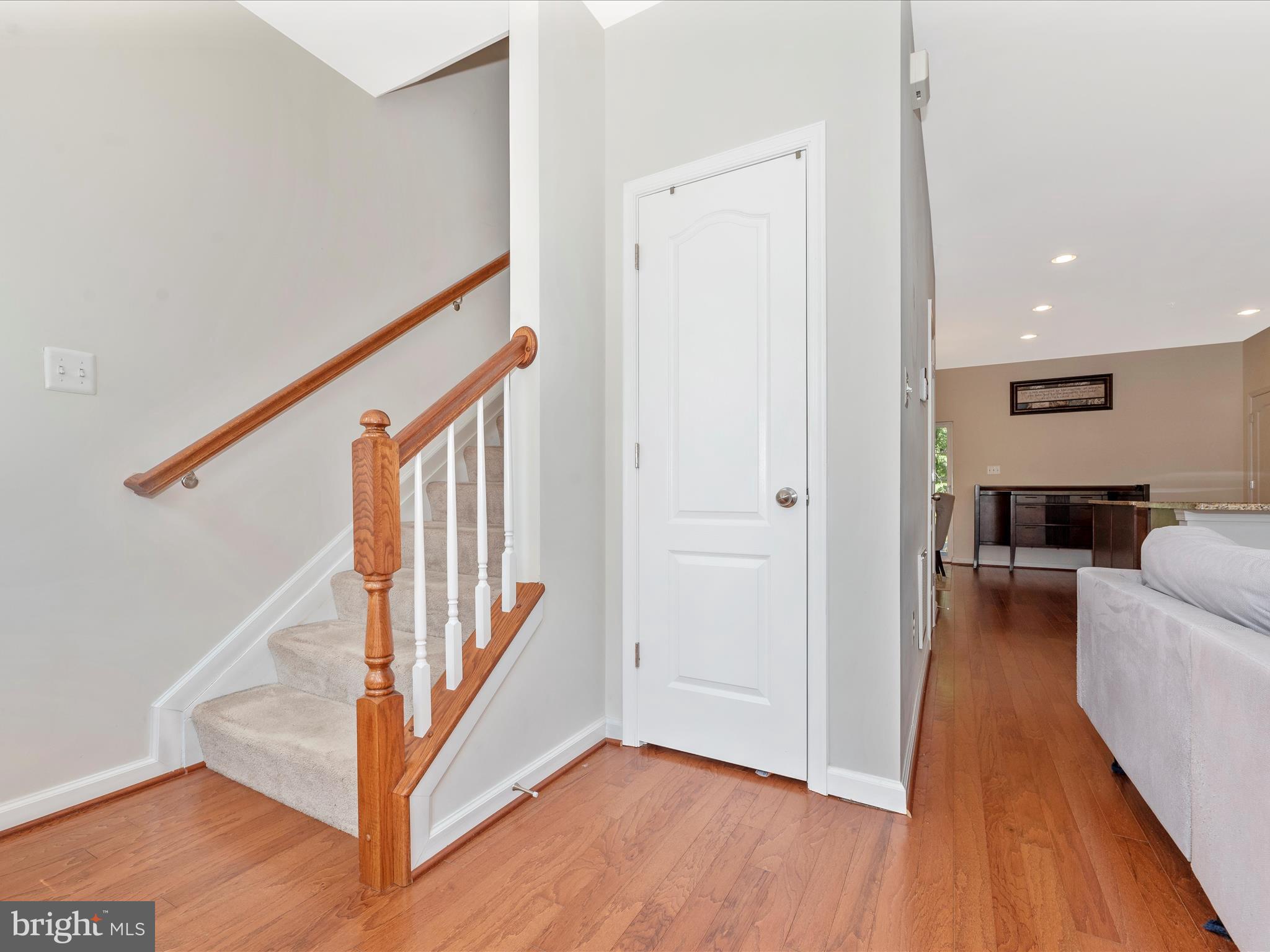 SPRING RIDGE - Residential