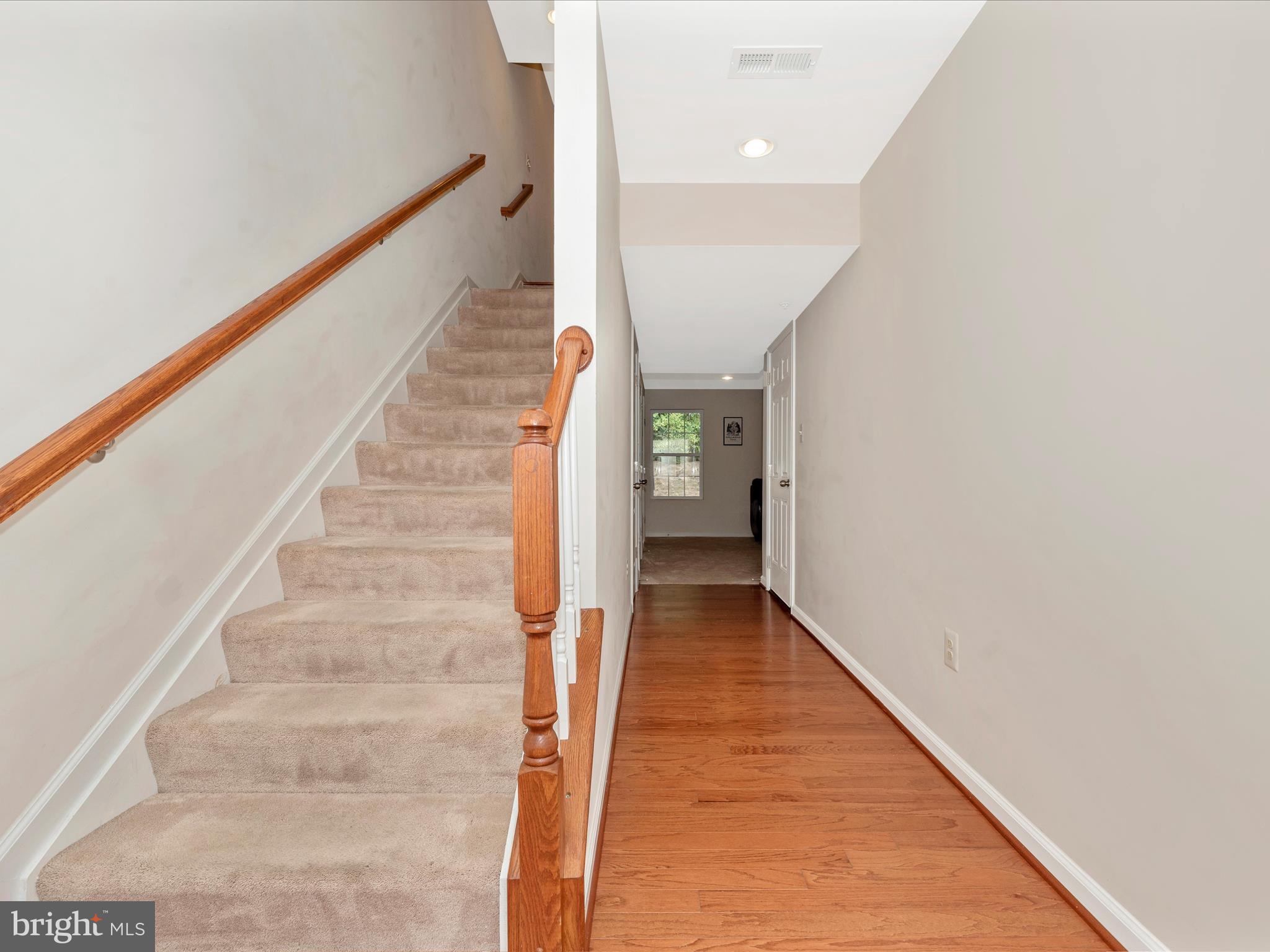 SPRING RIDGE - Residential