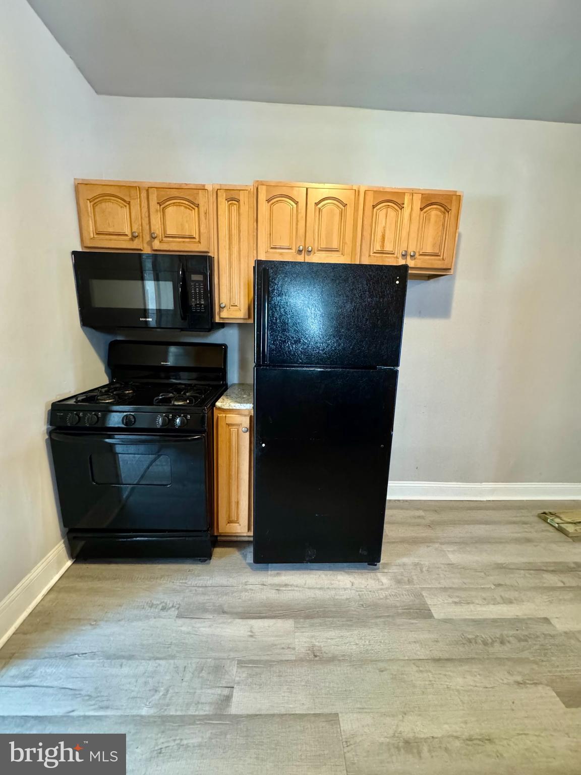 CARROLL PARK - Residential Lease