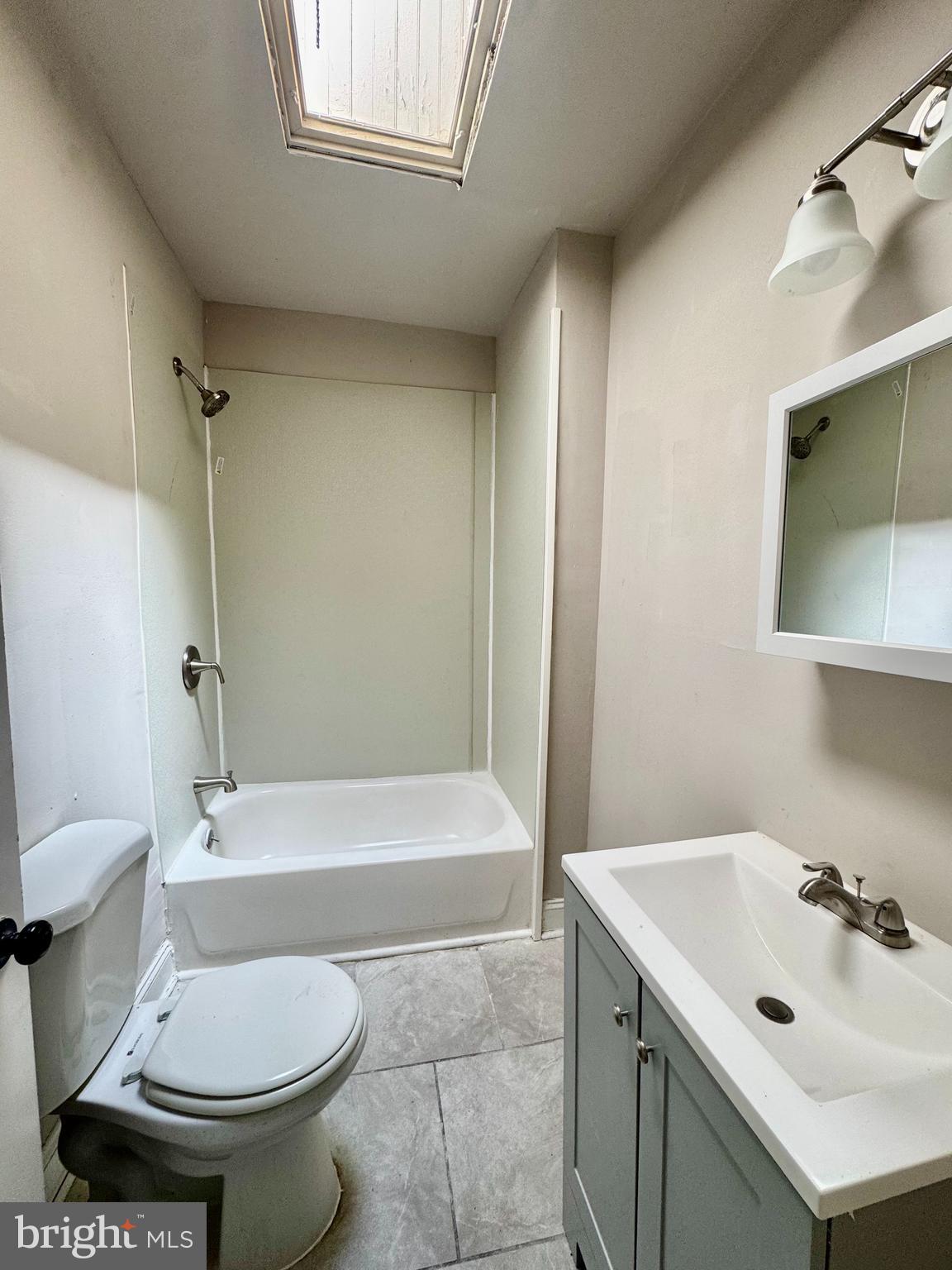 CARROLL PARK - Residential Lease