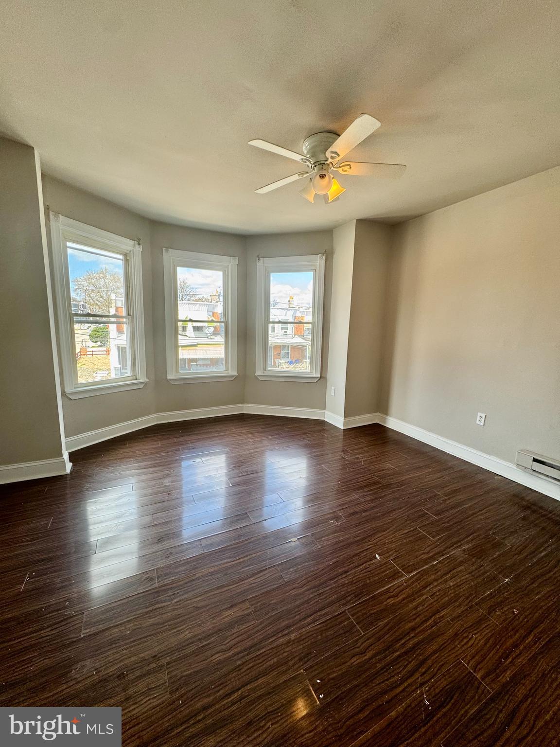 CARROLL PARK - Residential Lease