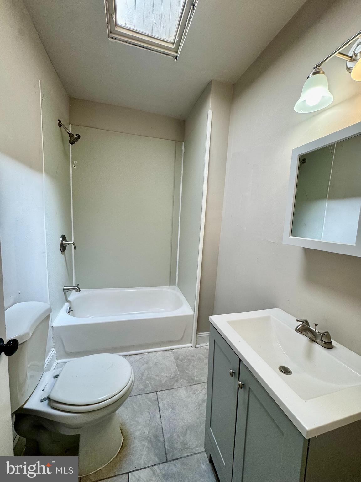 CARROLL PARK - Residential Lease