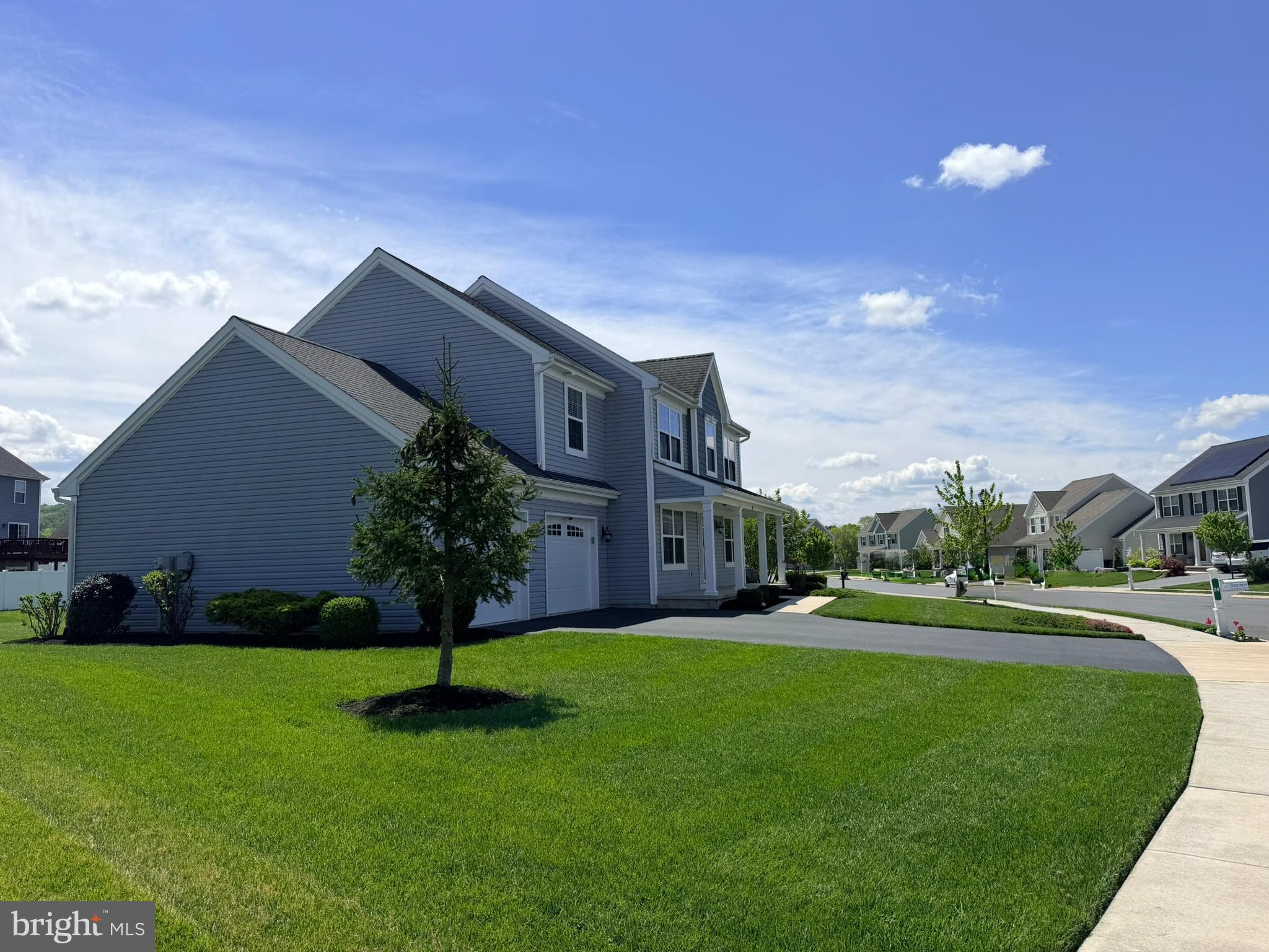 24 AMBER LANE