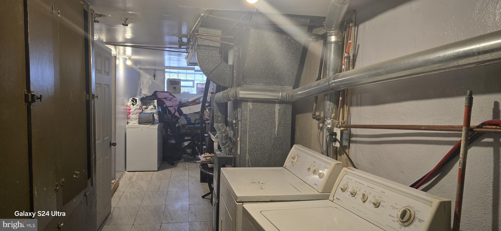 LAWNCREST - Residential