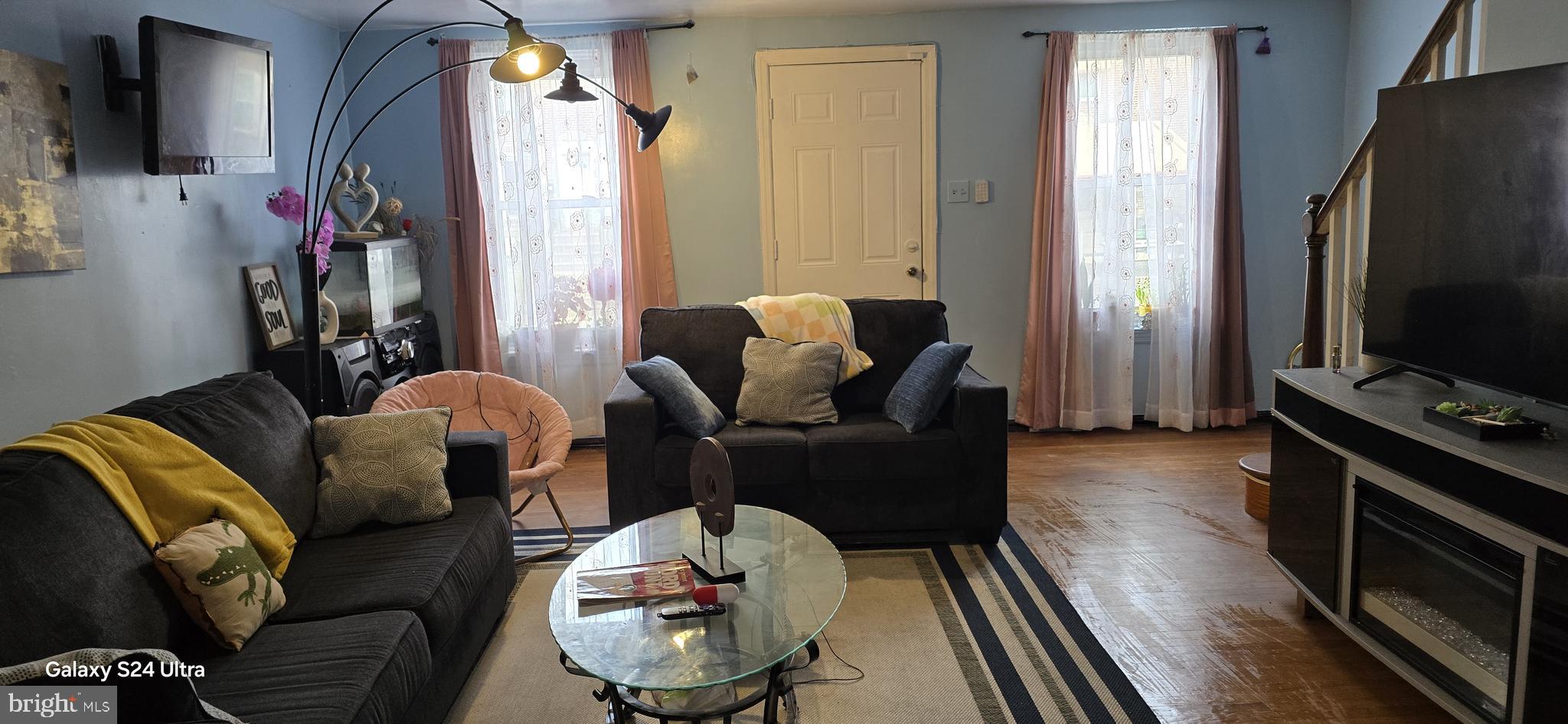 LAWNCREST - Residential