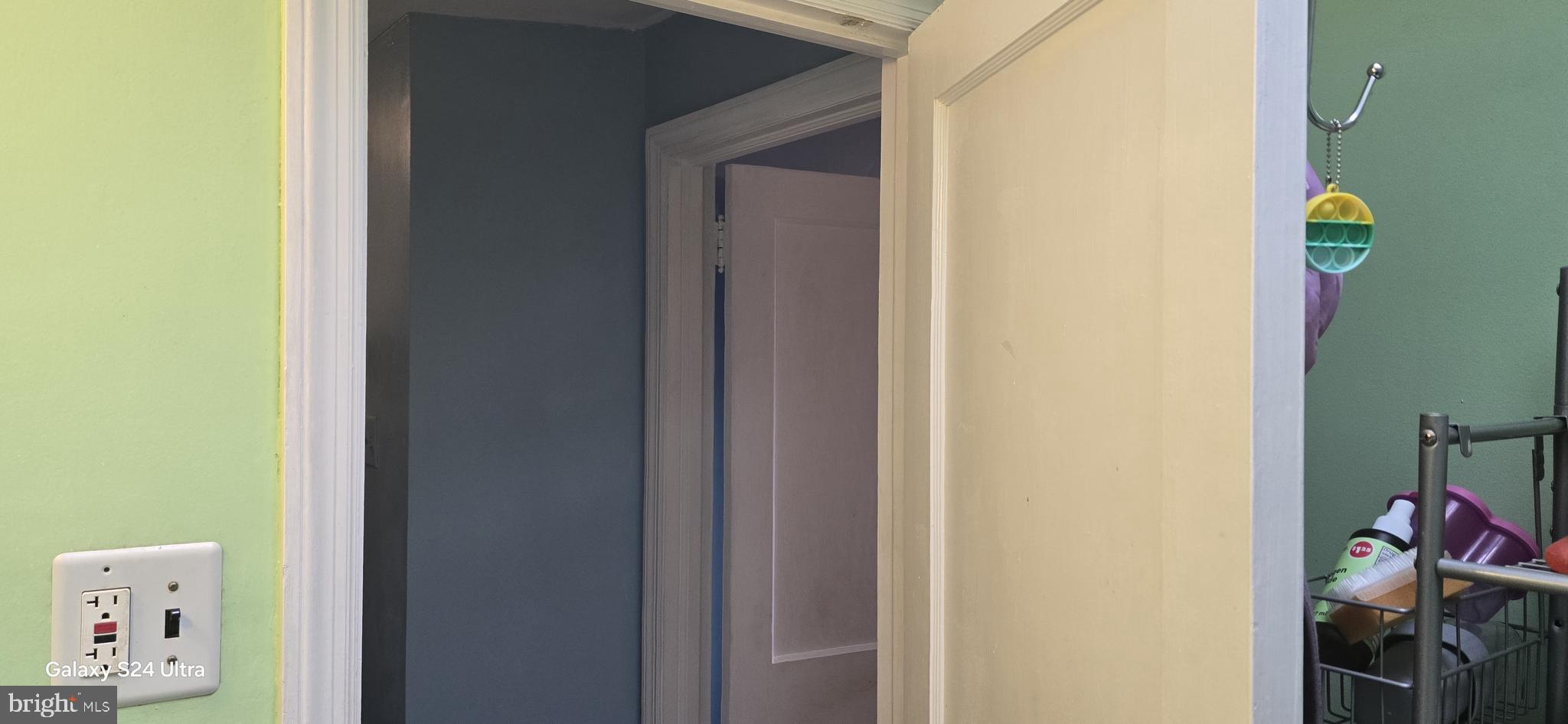 LAWNCREST - Residential