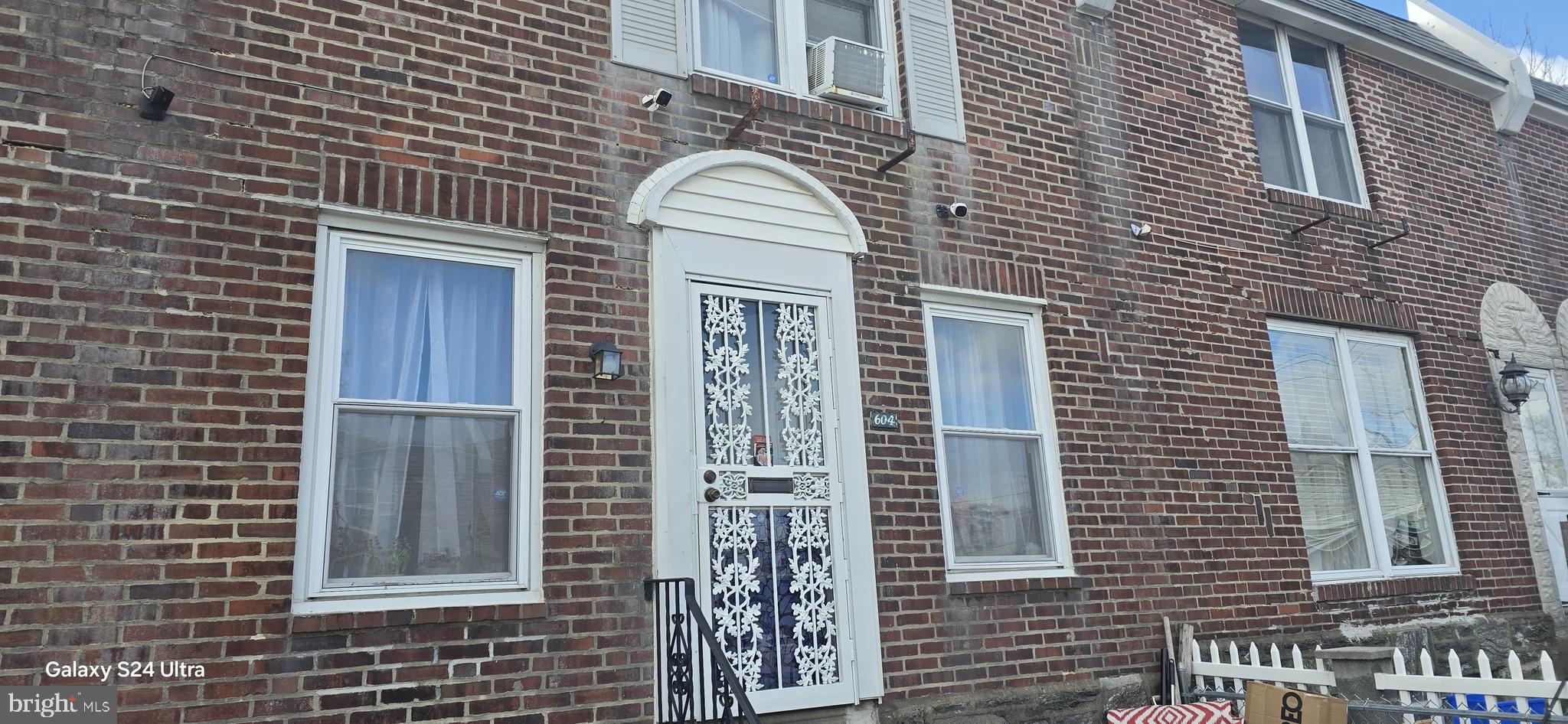 LAWNCREST - Residential