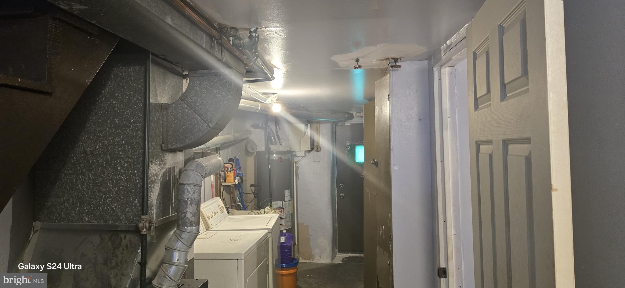 LAWNCREST - Residential