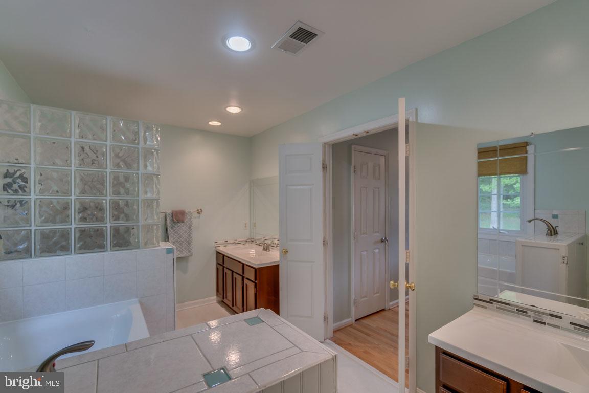 STONEBRIDGE AT WIDEWATER - Residential