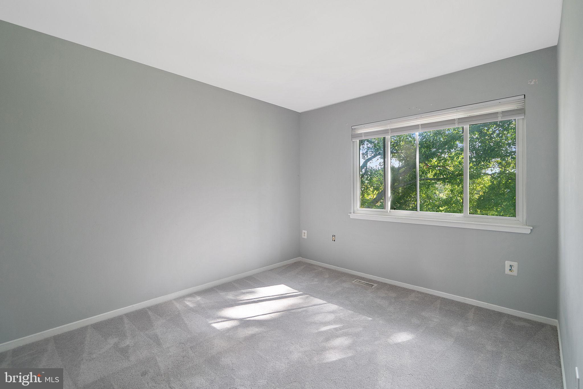 CROMWELL STATION - Residential