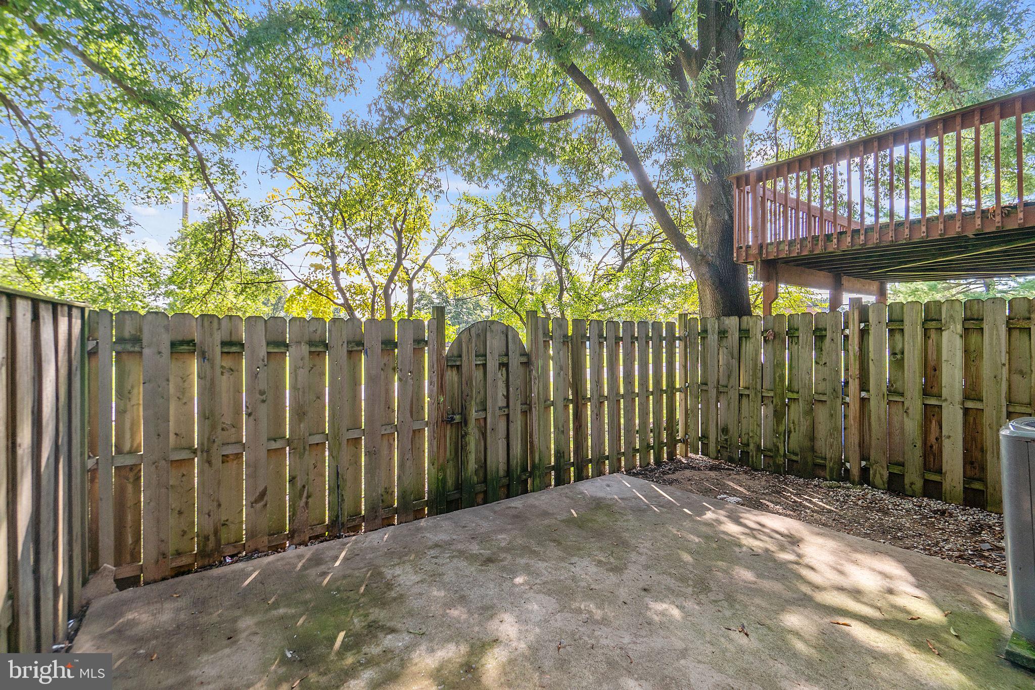 CROMWELL STATION - Residential