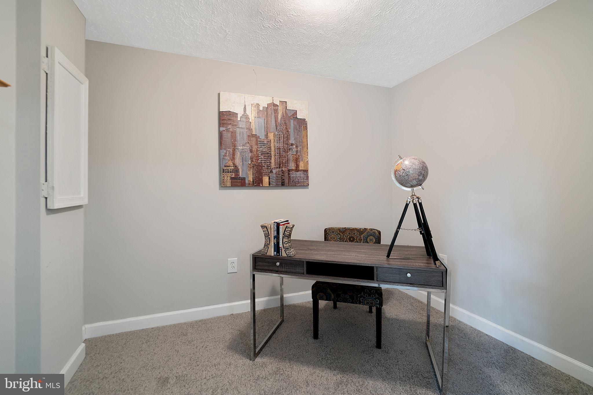 CROMWELL STATION - Residential