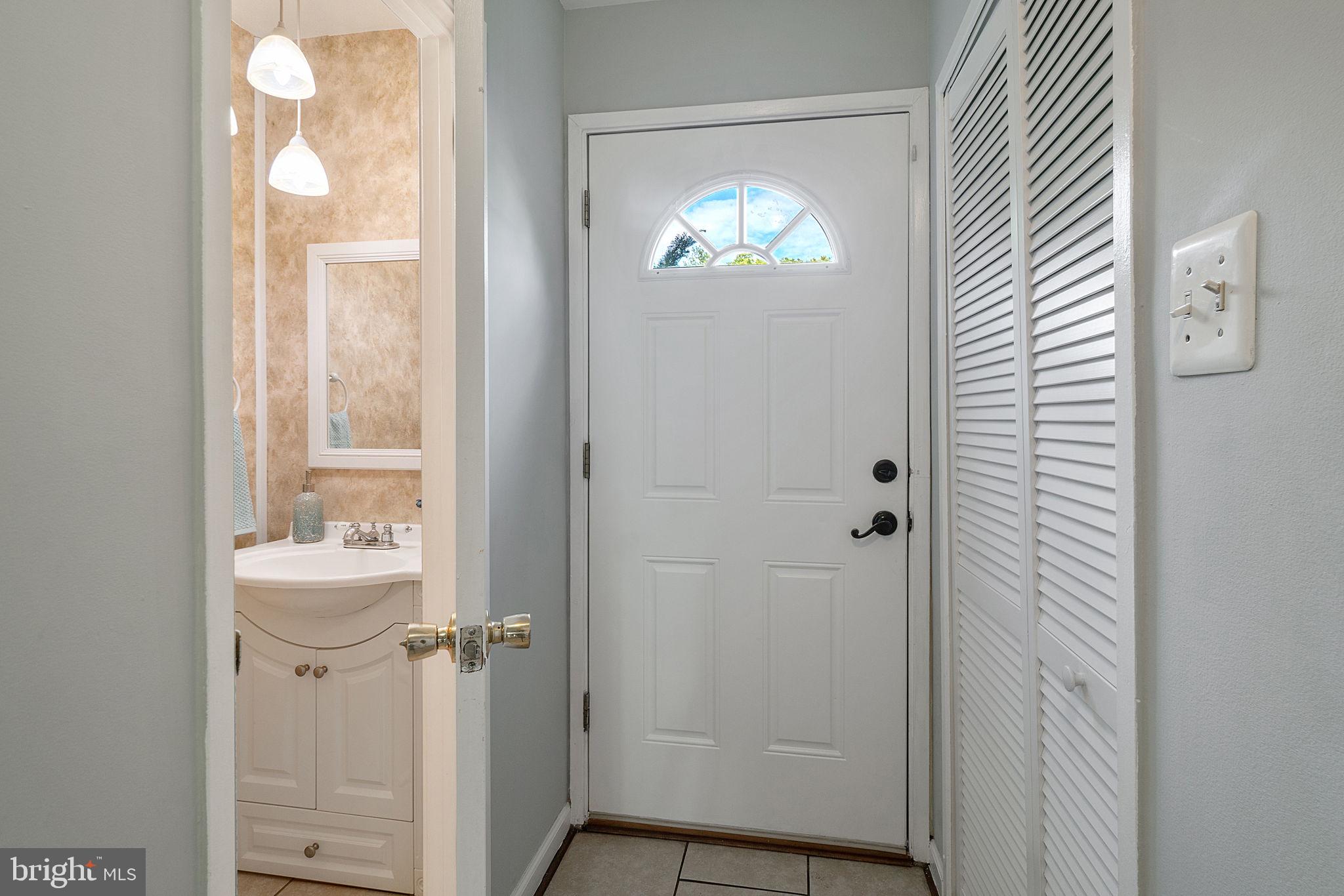 CROMWELL STATION - Residential