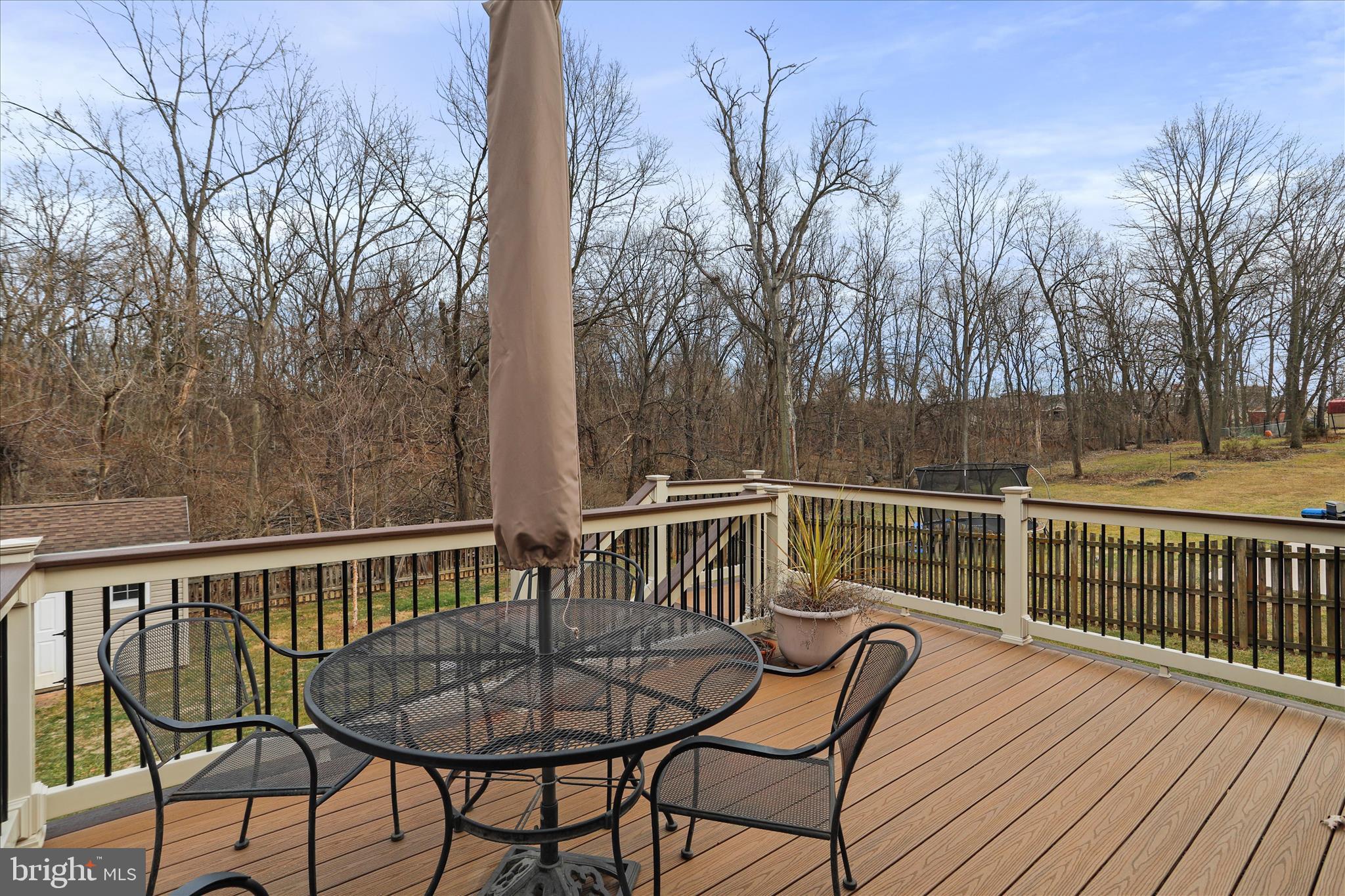 COLONIAL PARK EAST - Residential