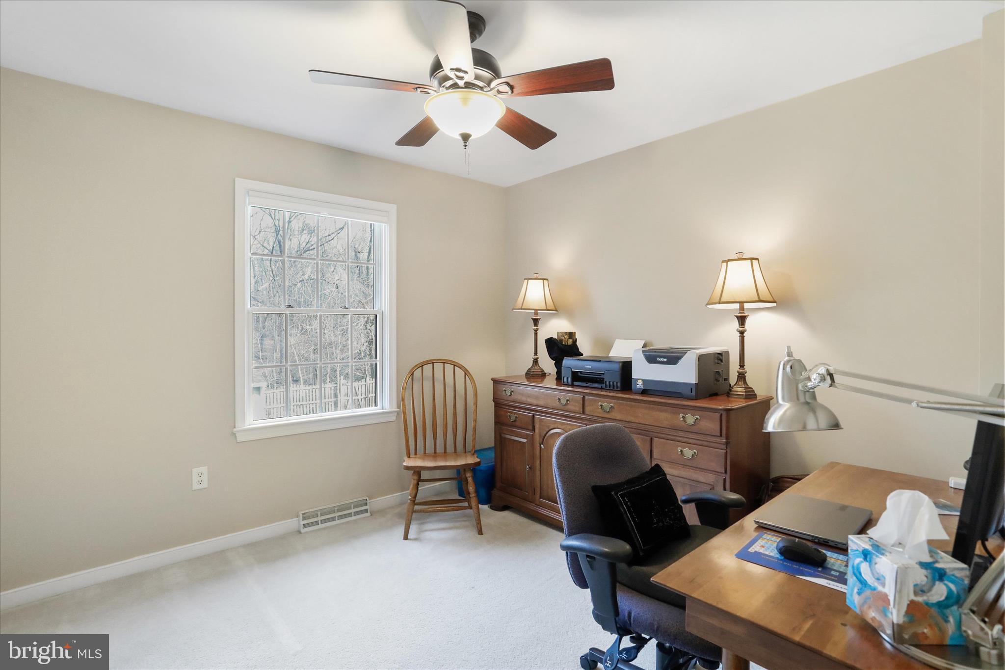 COLONIAL PARK EAST - Residential