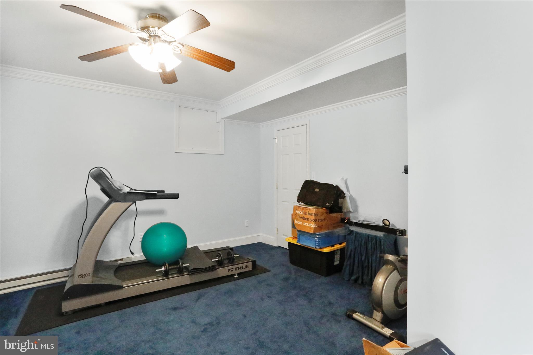 COLONIAL PARK EAST - Residential