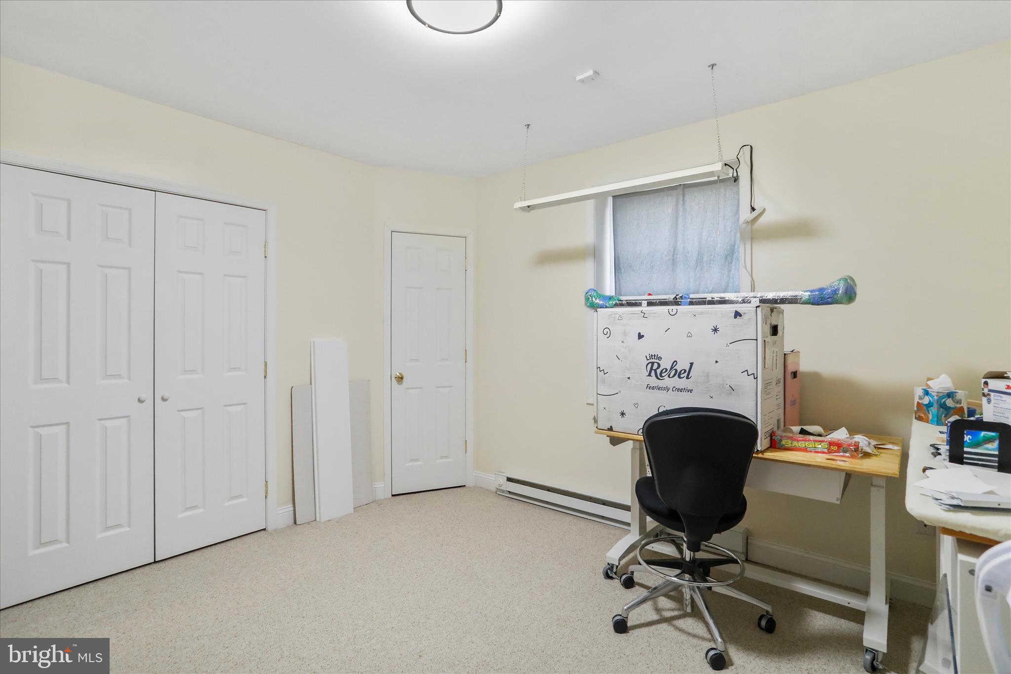 COLONIAL PARK EAST - Residential