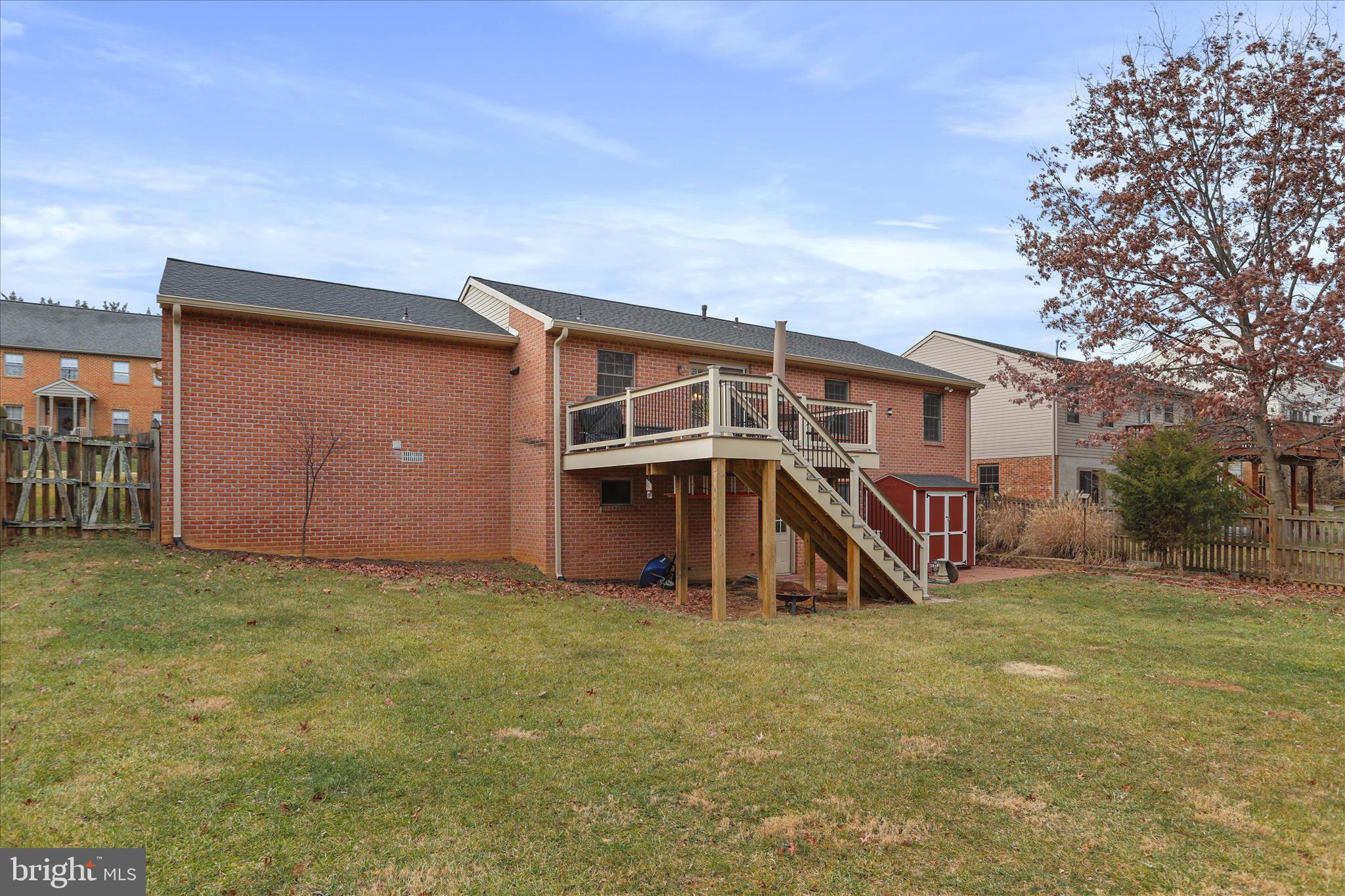 COLONIAL PARK EAST - Residential