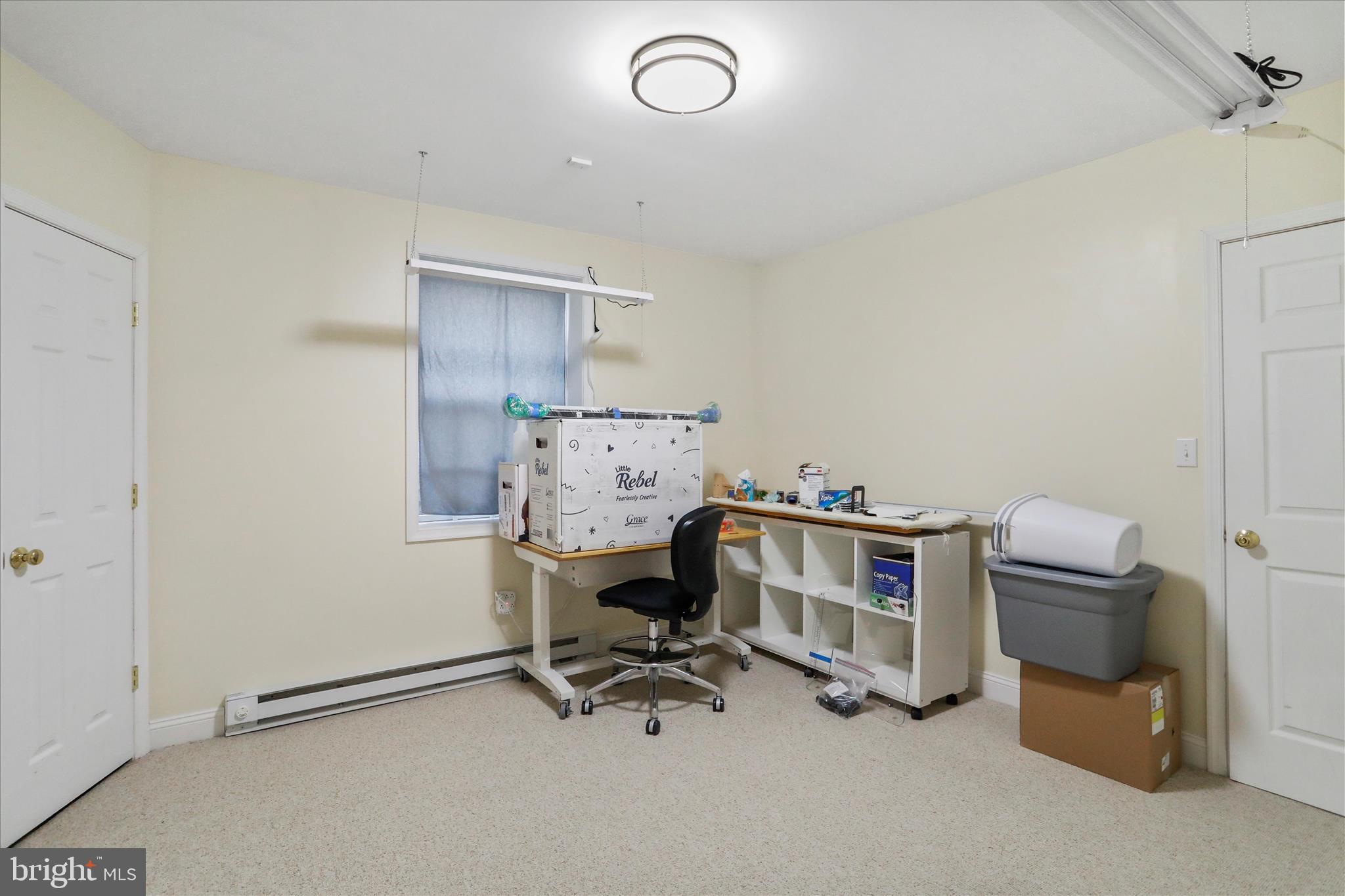 COLONIAL PARK EAST - Residential