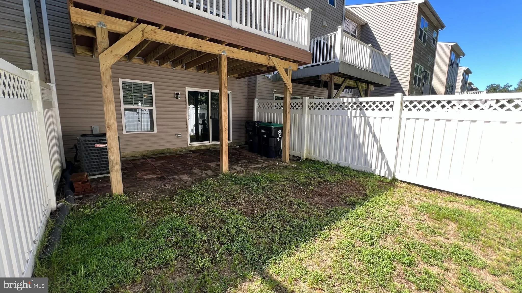 Sicklerville, New Jersey 08081, United States, 3 Bedrooms Bedrooms, ,3 BathroomsBathrooms,Residential,Pending,196903