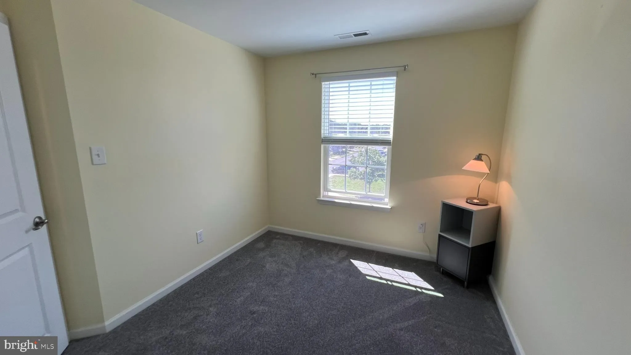 Sicklerville, New Jersey 08081, United States, 3 Bedrooms Bedrooms, ,3 BathroomsBathrooms,Residential,Pending,196903