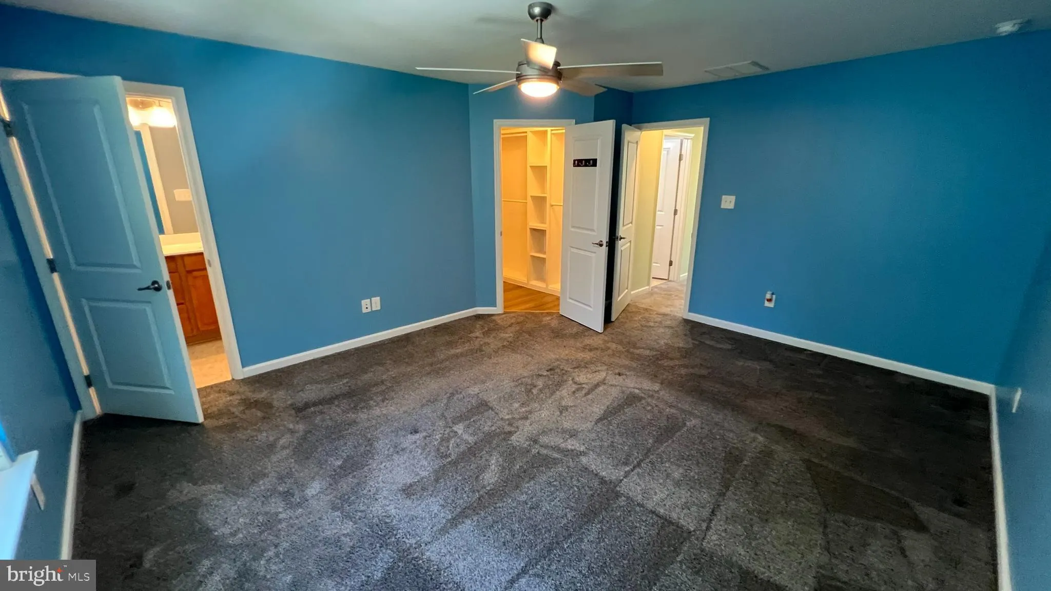 Sicklerville, New Jersey 08081, United States, 3 Bedrooms Bedrooms, ,3 BathroomsBathrooms,Residential,Pending,196903